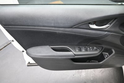 2019 Honda Insight EX