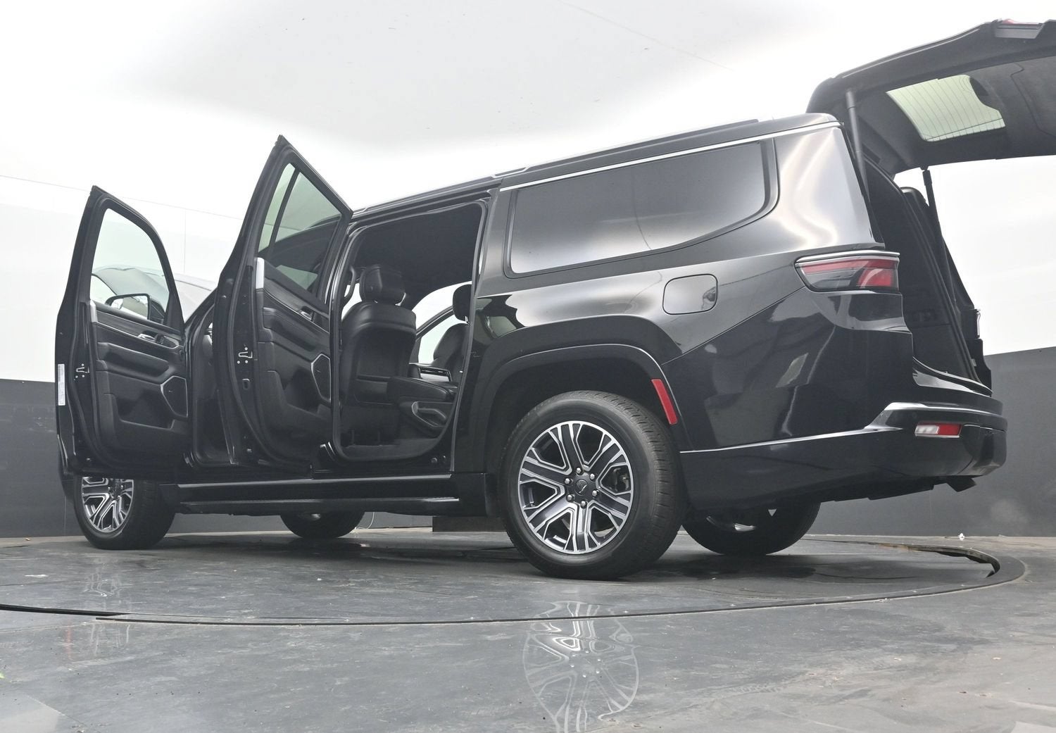 2024 Jeep Wagoneer L Series II