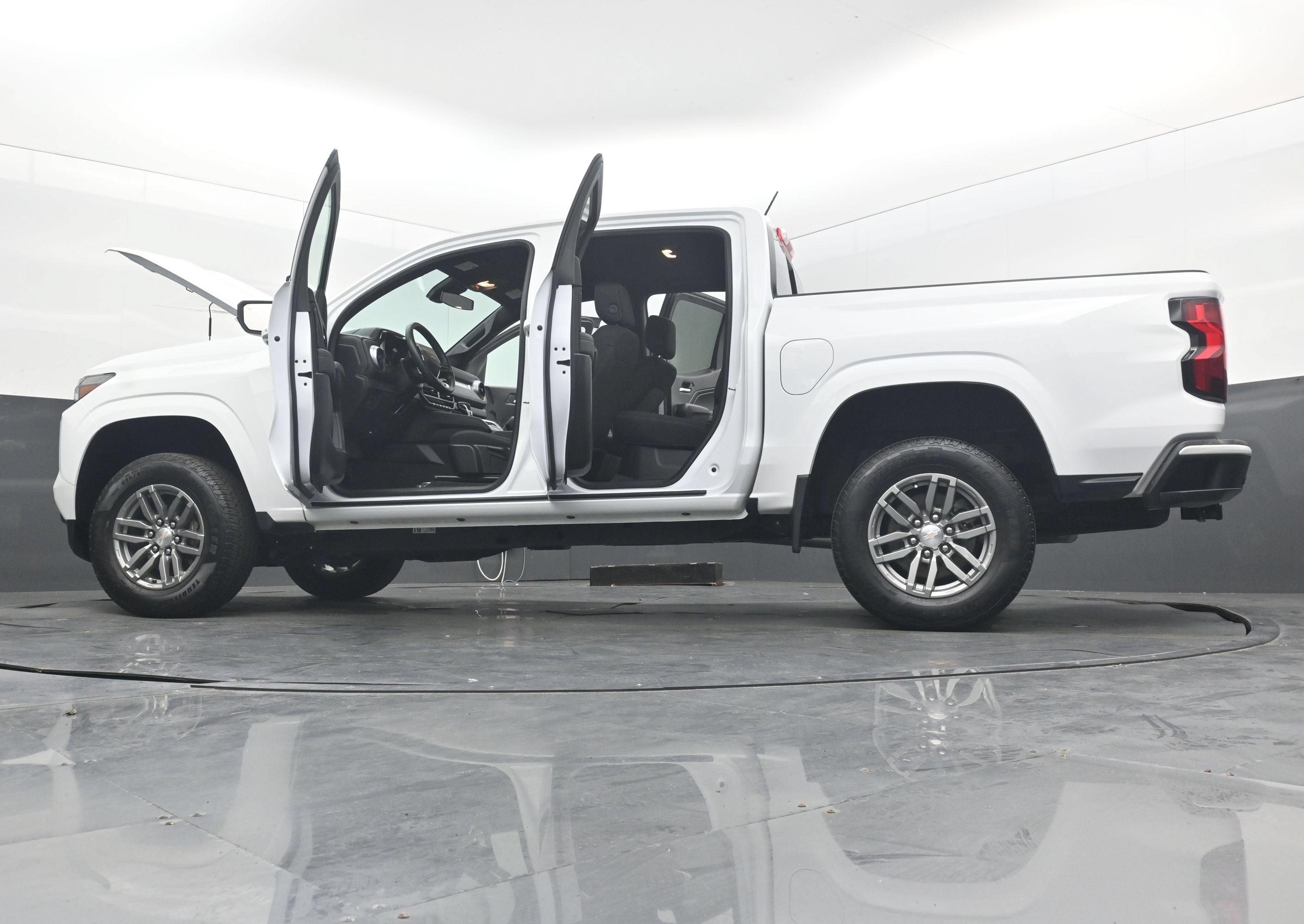 2023 Chevrolet Colorado 2WD LT