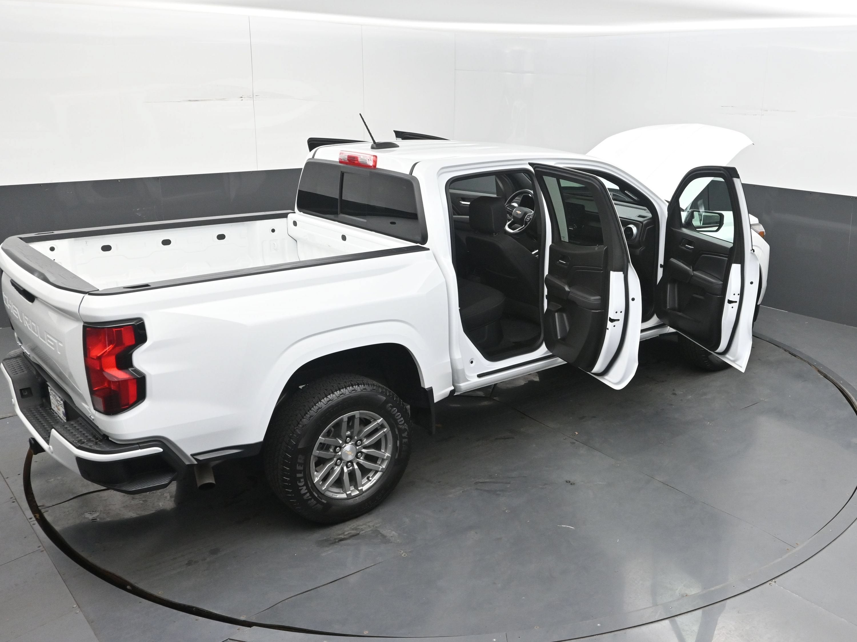 2023 Chevrolet Colorado 2WD LT