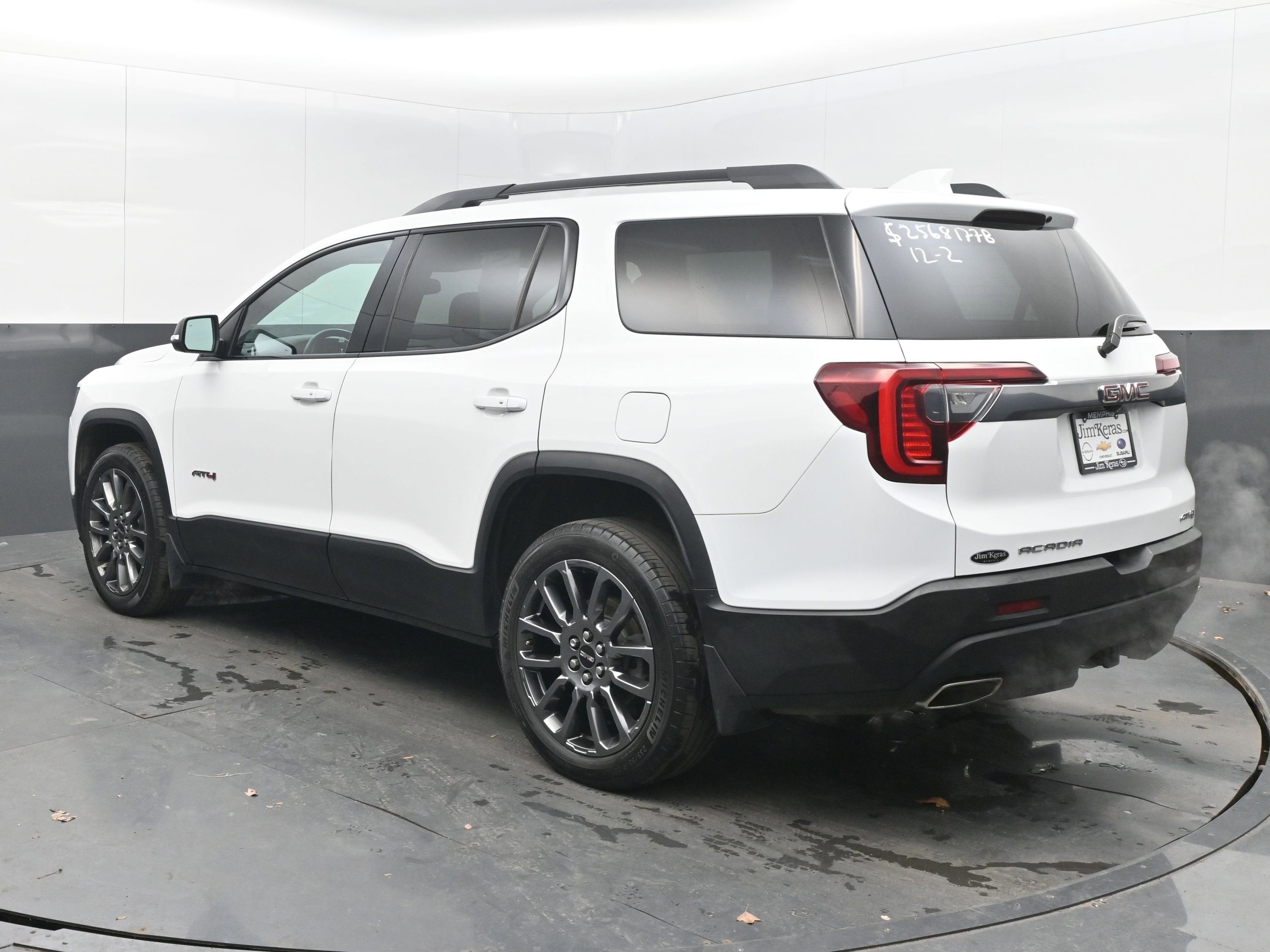 2021 GMC Acadia AT4