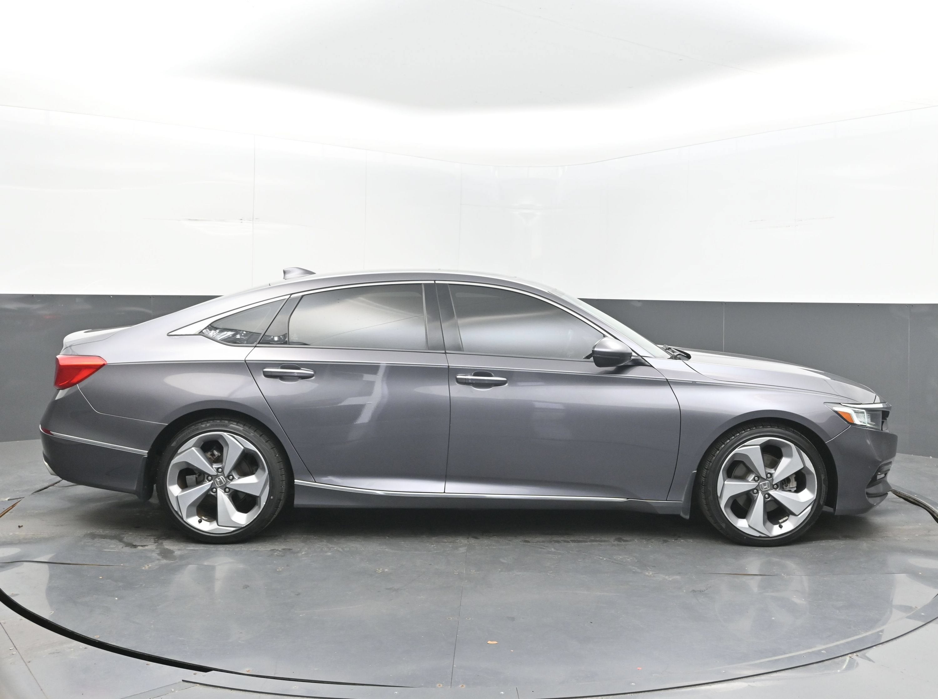 2018 Honda Accord Sedan Touring 1.5T