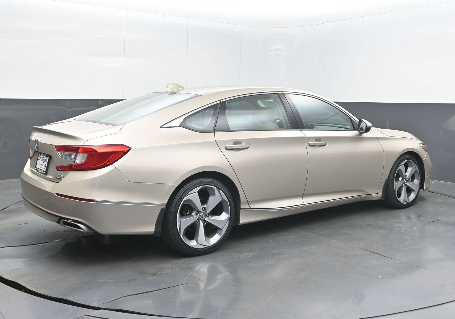 2019 Honda Accord Sedan Touring 2.0T