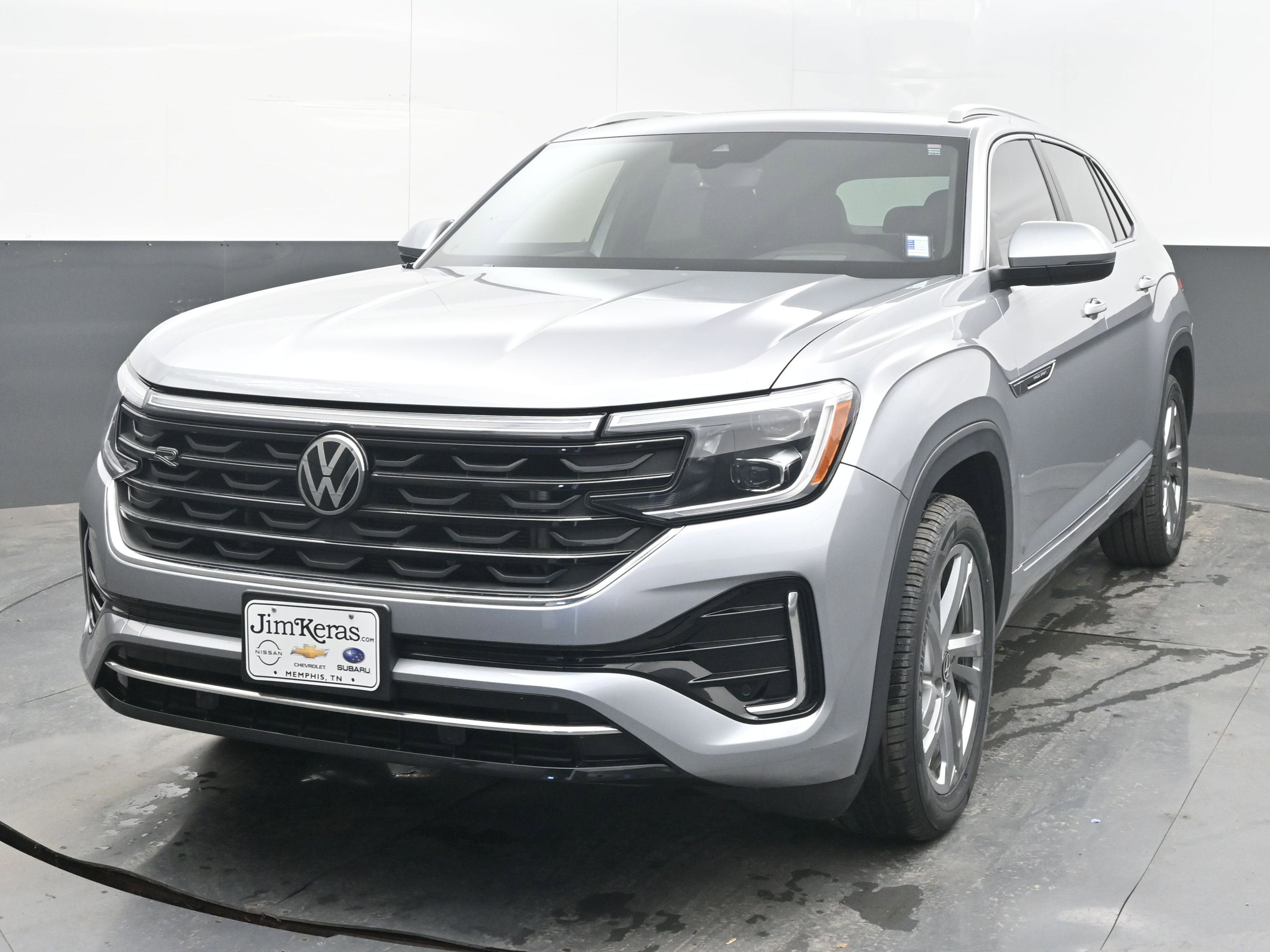 2024 Volkswagen Atlas Cross Sport 2.0T SEL R-Line