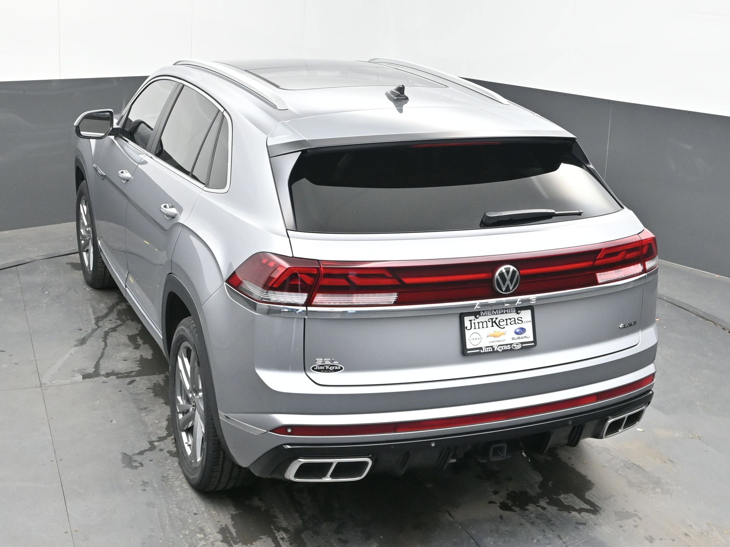 2024 Volkswagen Atlas Cross Sport 2.0T SEL R-Line
