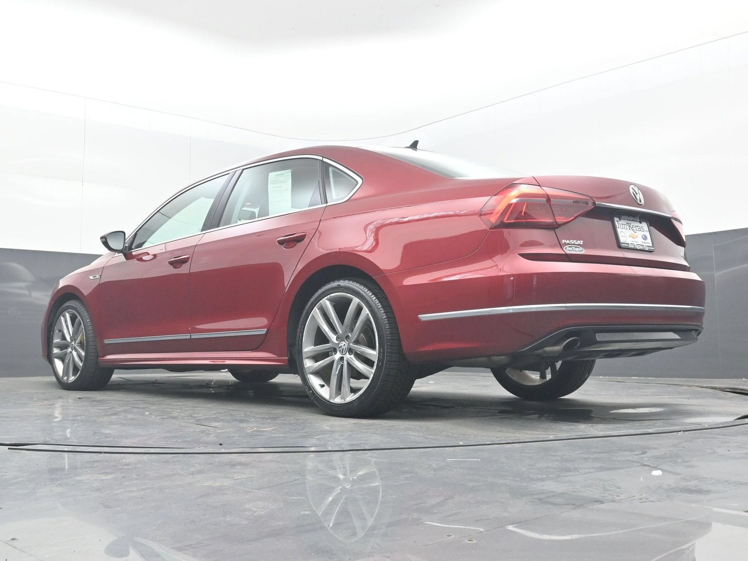 2017 Volkswagen Passat R-Line w/Comfort Pkg