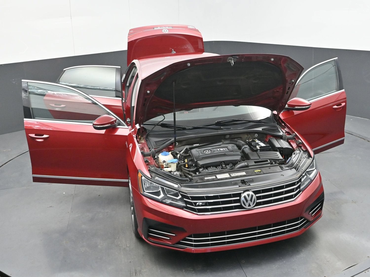 2017 Volkswagen Passat R-Line w/Comfort Pkg