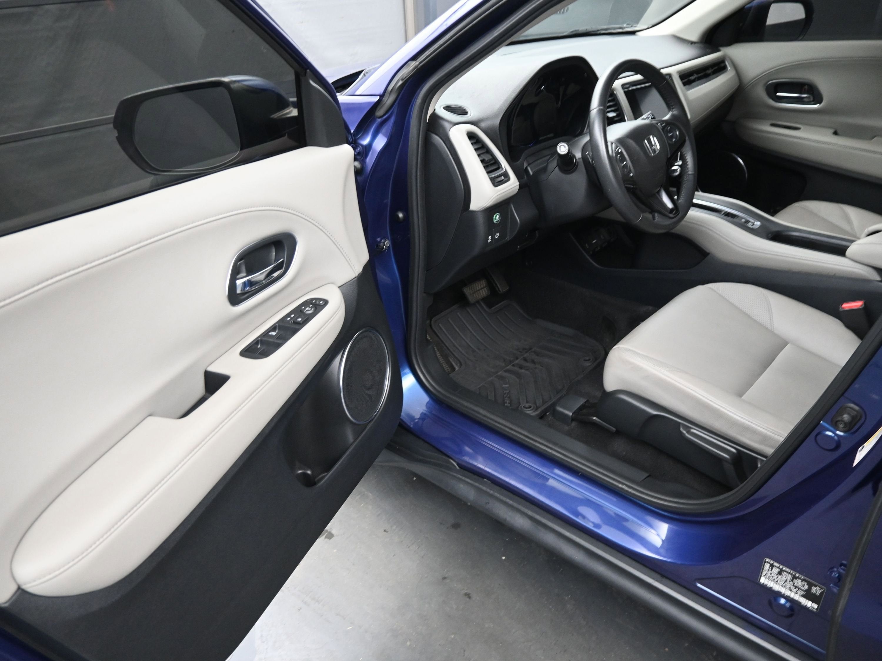 2017 Honda HR-V EX-L Navi