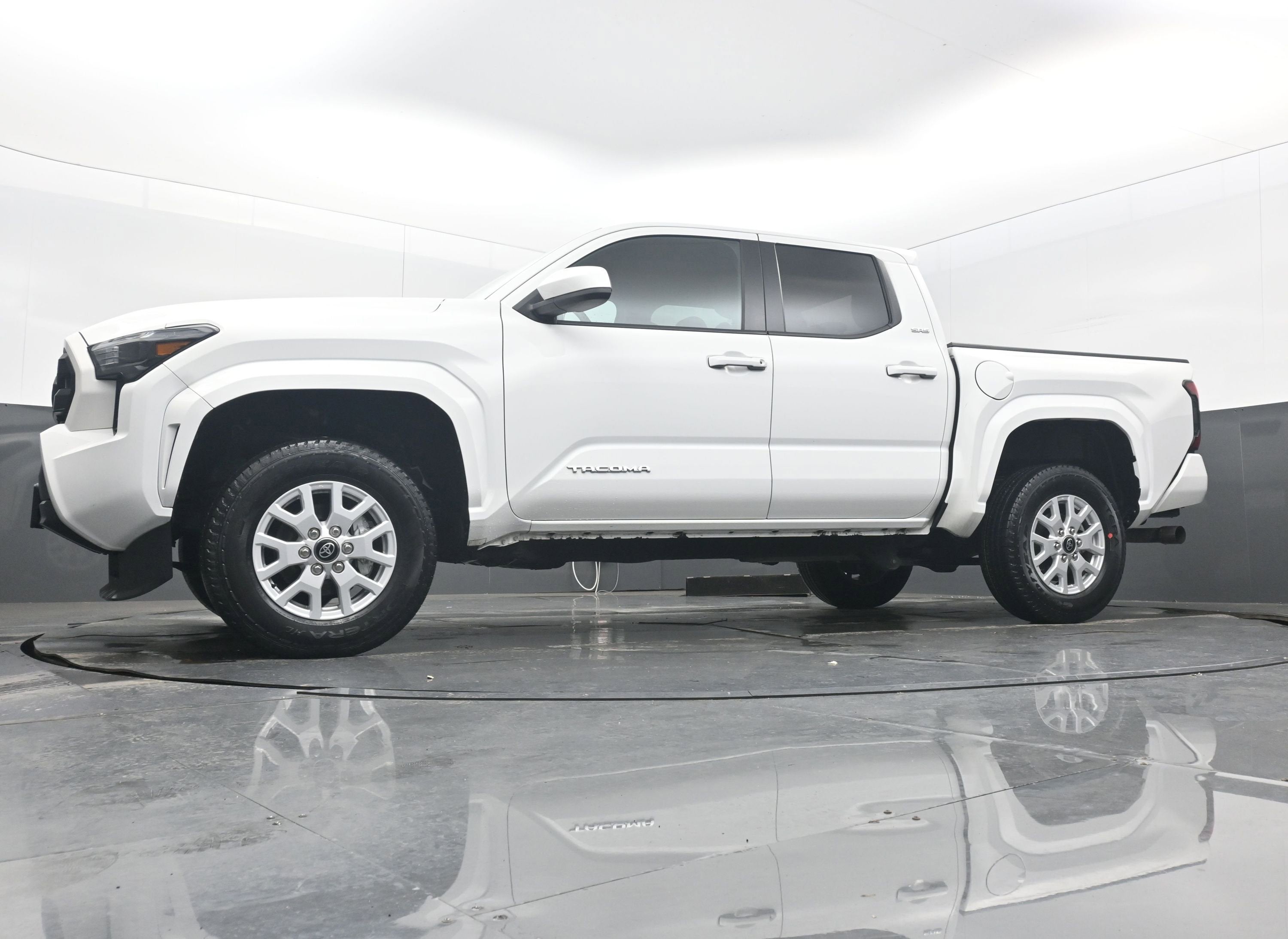 2024 Toyota Tacoma 2WD SR5