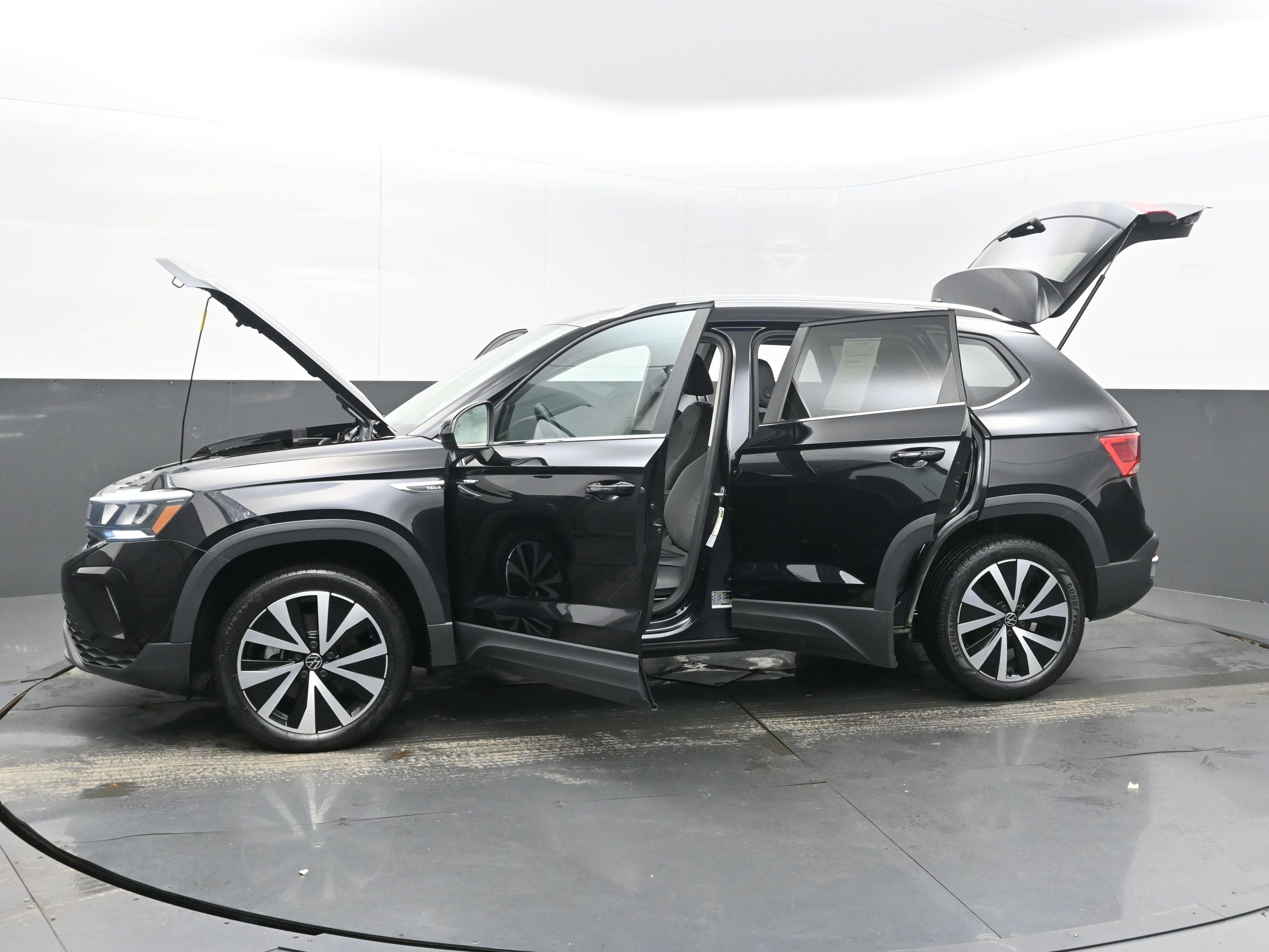 2022 Volkswagen Taos SE