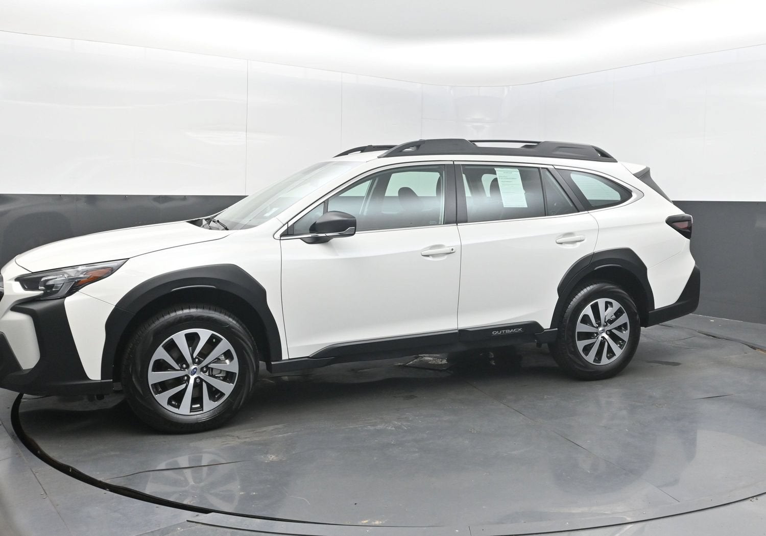2025 Subaru Outback 2.5i