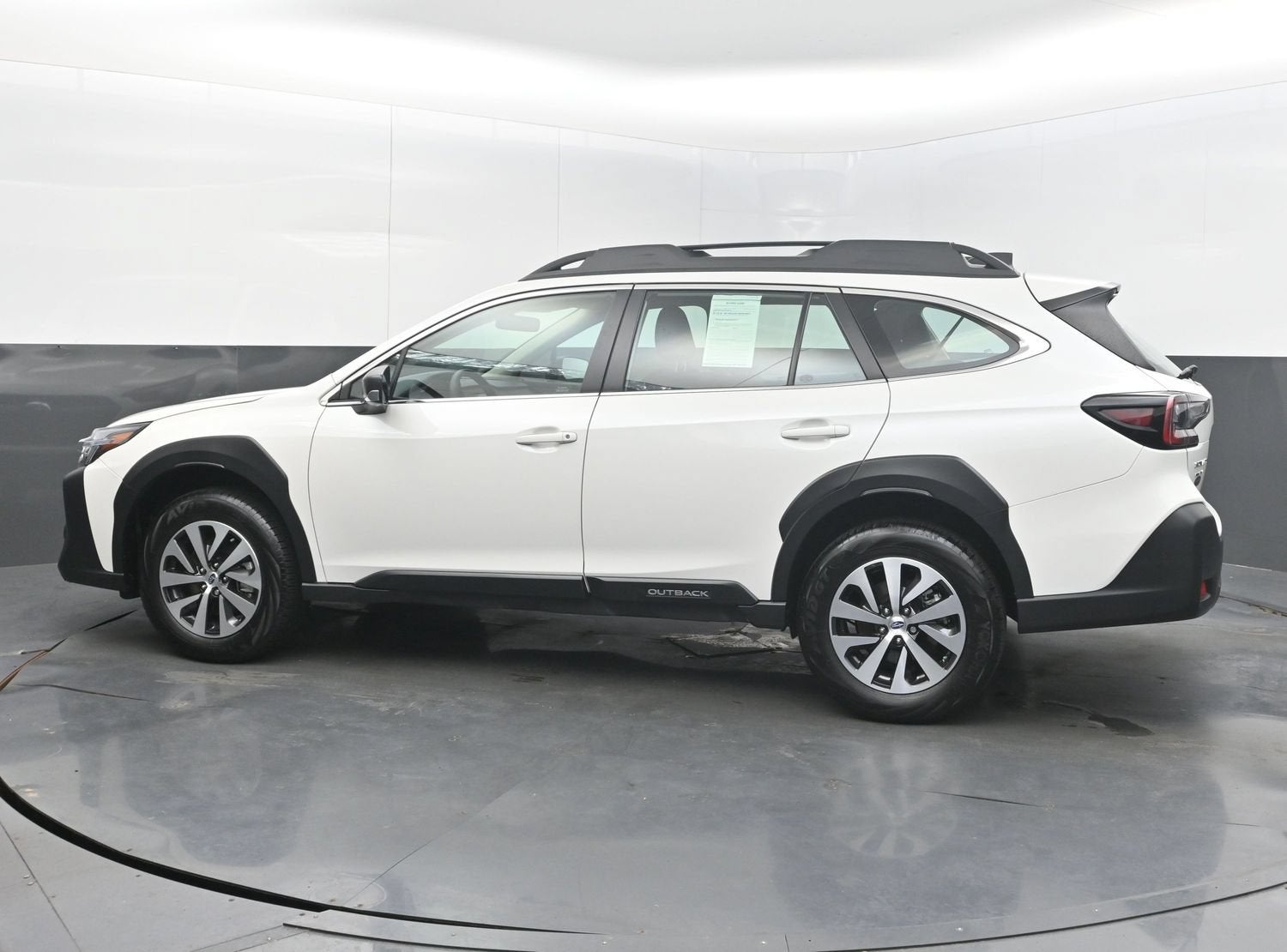 2025 Subaru Outback 2.5i
