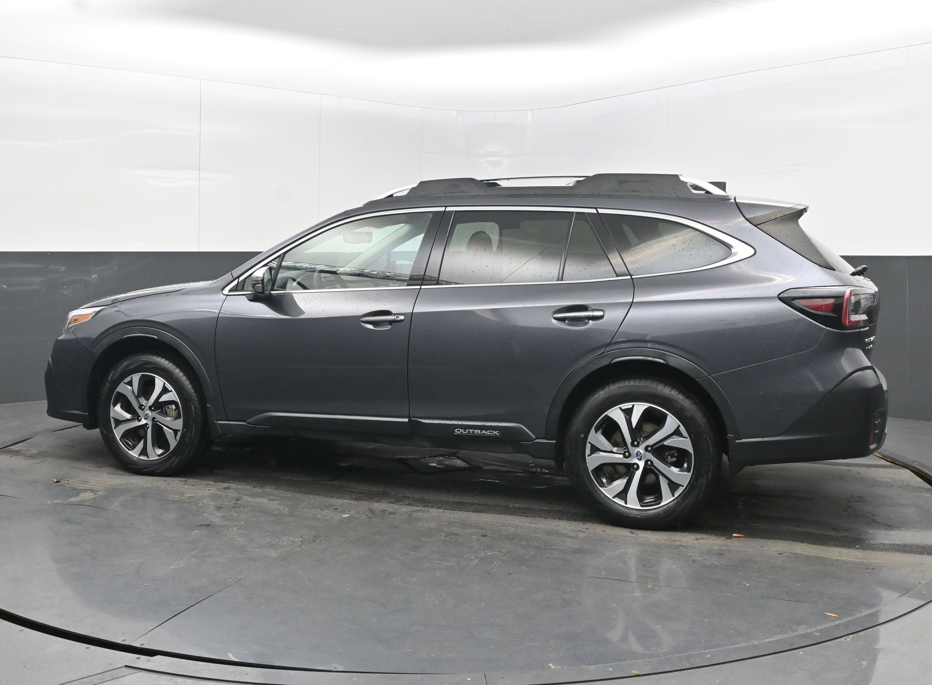 2020 Subaru Outback Touring XT