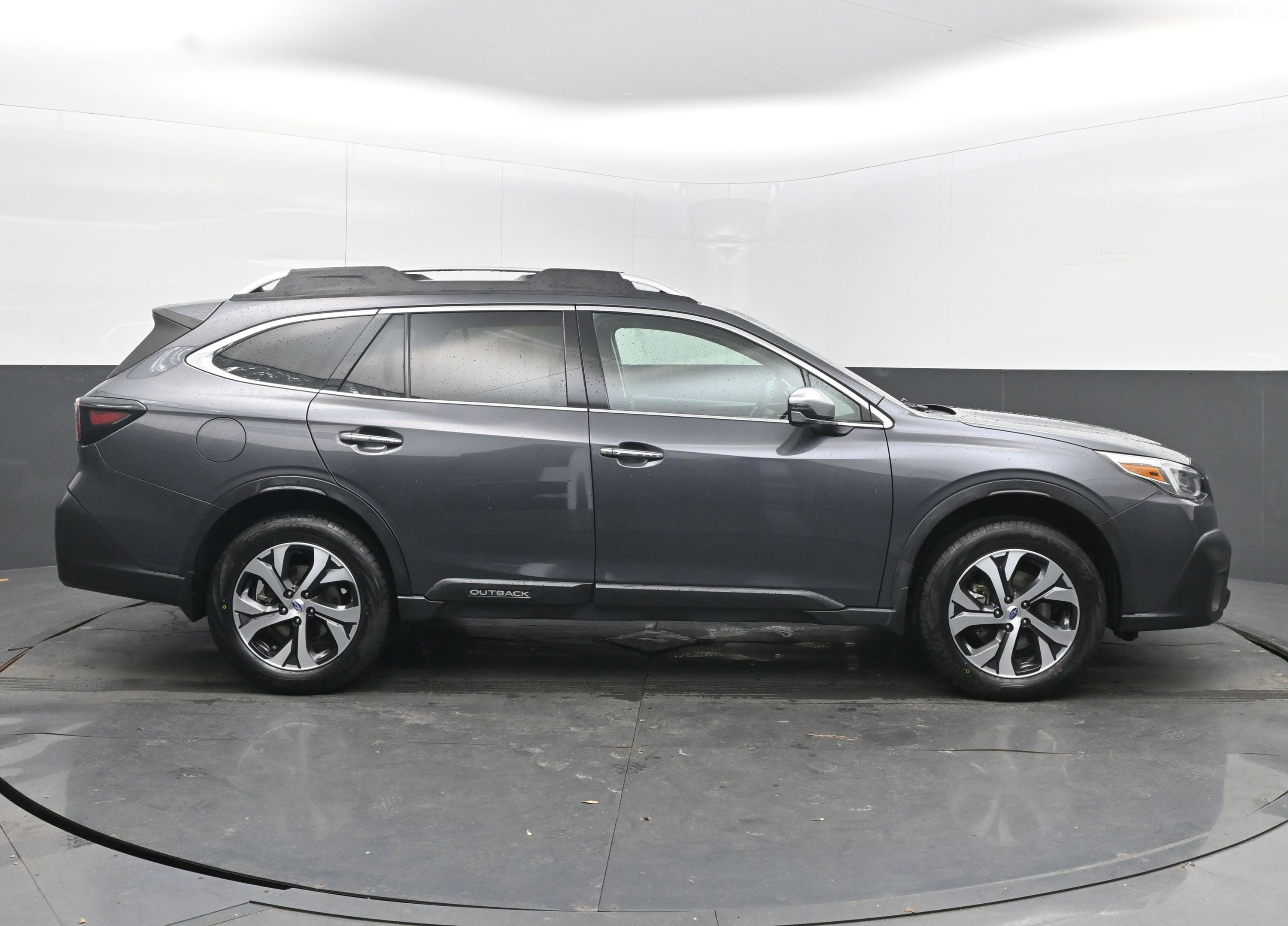 2020 Subaru Outback Touring XT