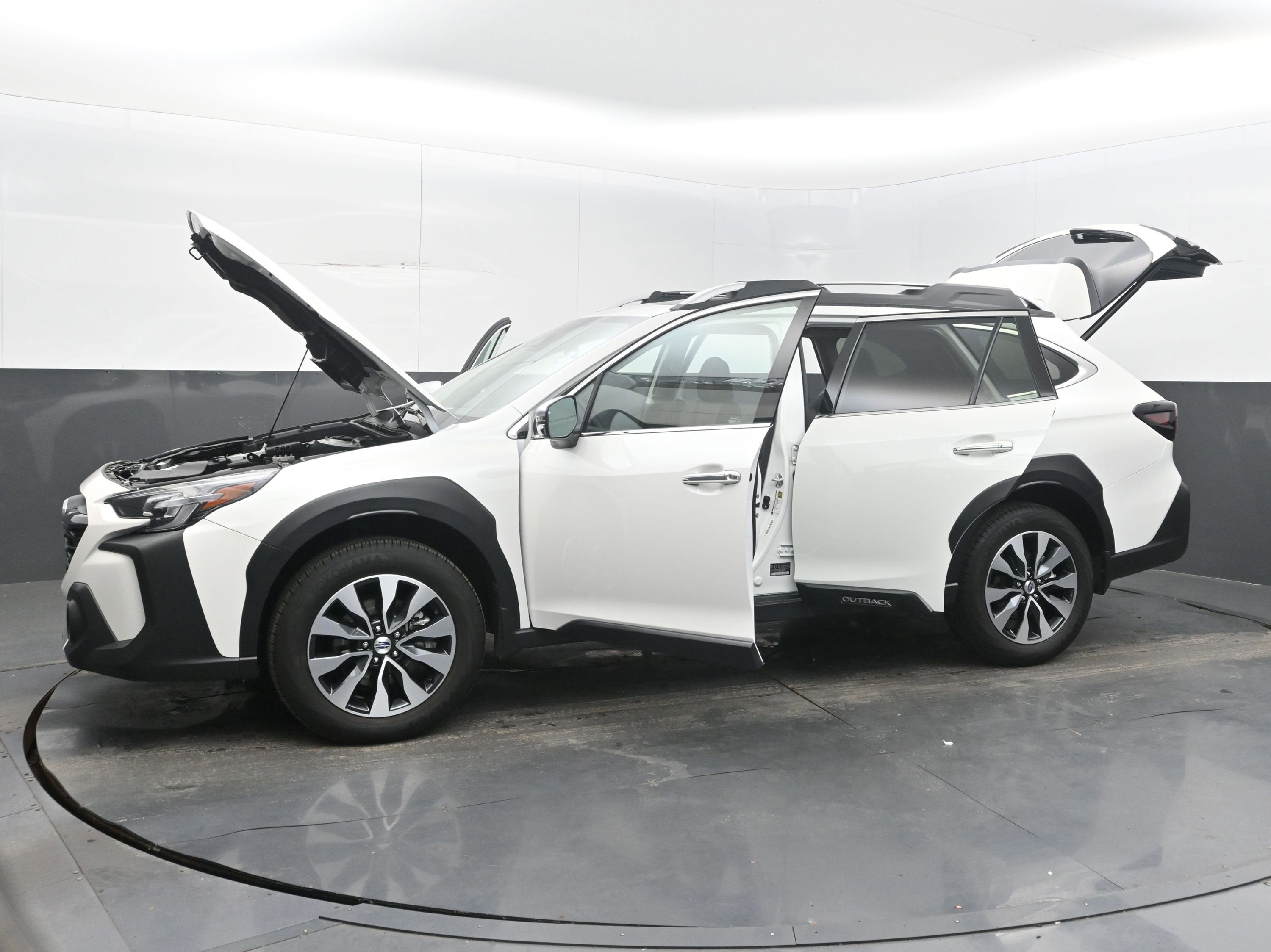 2025 Subaru Outback Touring XT
