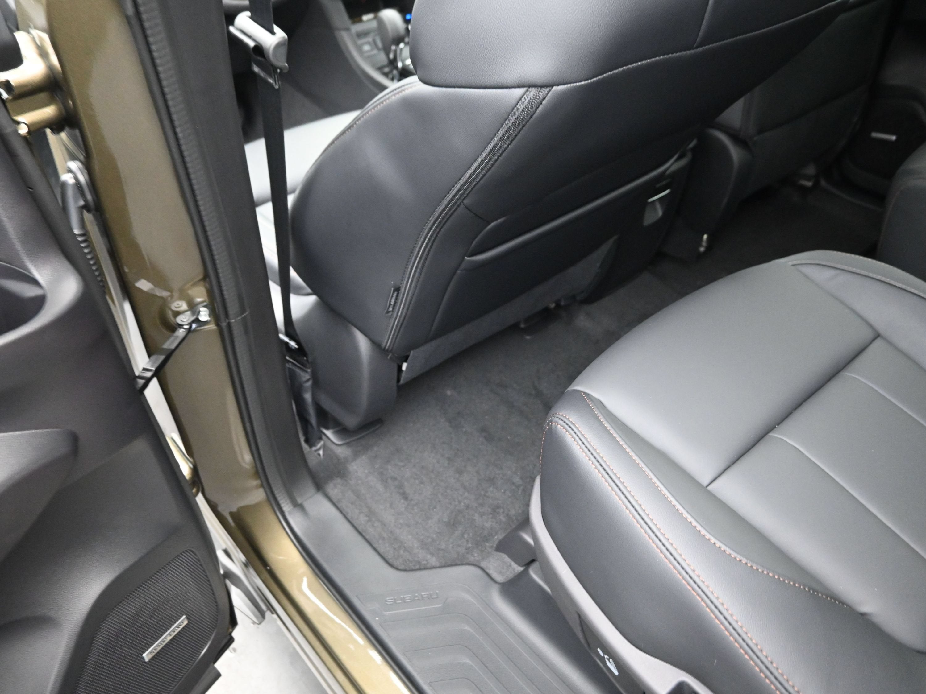 2025 Subaru Ascent Limited Bronze Edition