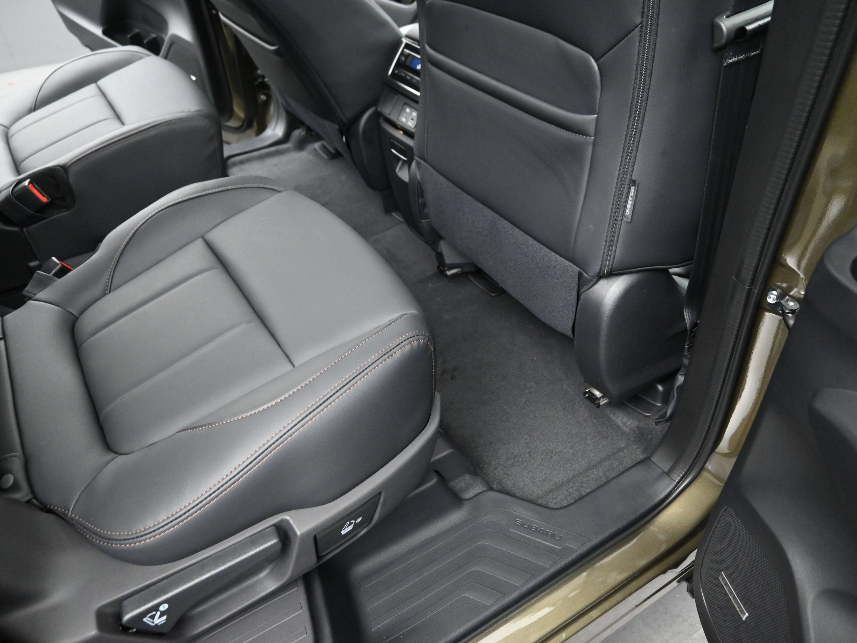2025 Subaru Ascent Limited Bronze Edition