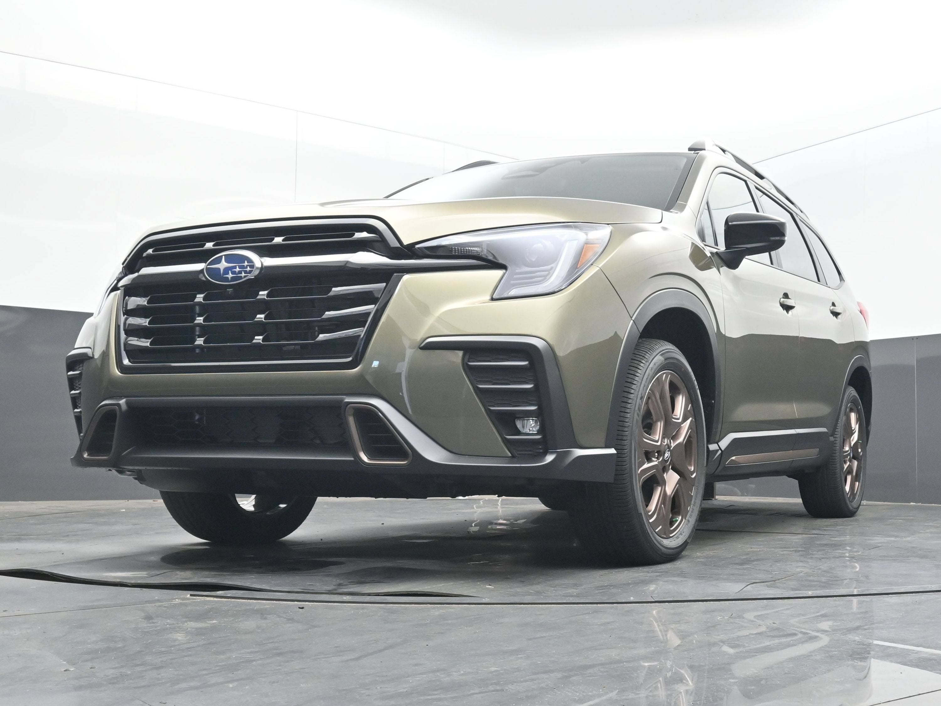 2025 Subaru Ascent Limited Bronze Edition