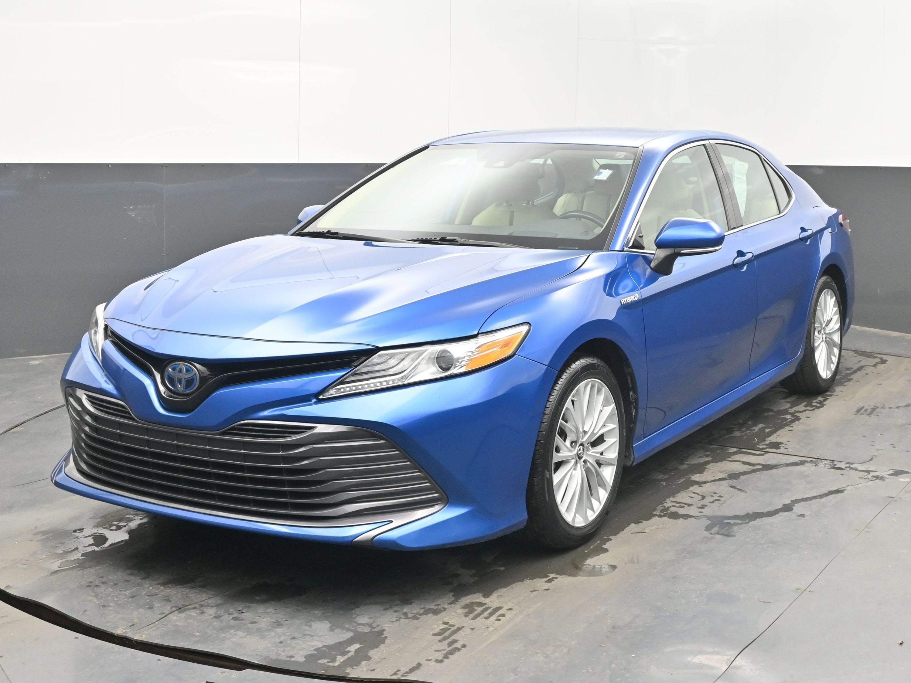 2019 Toyota Camry XLE