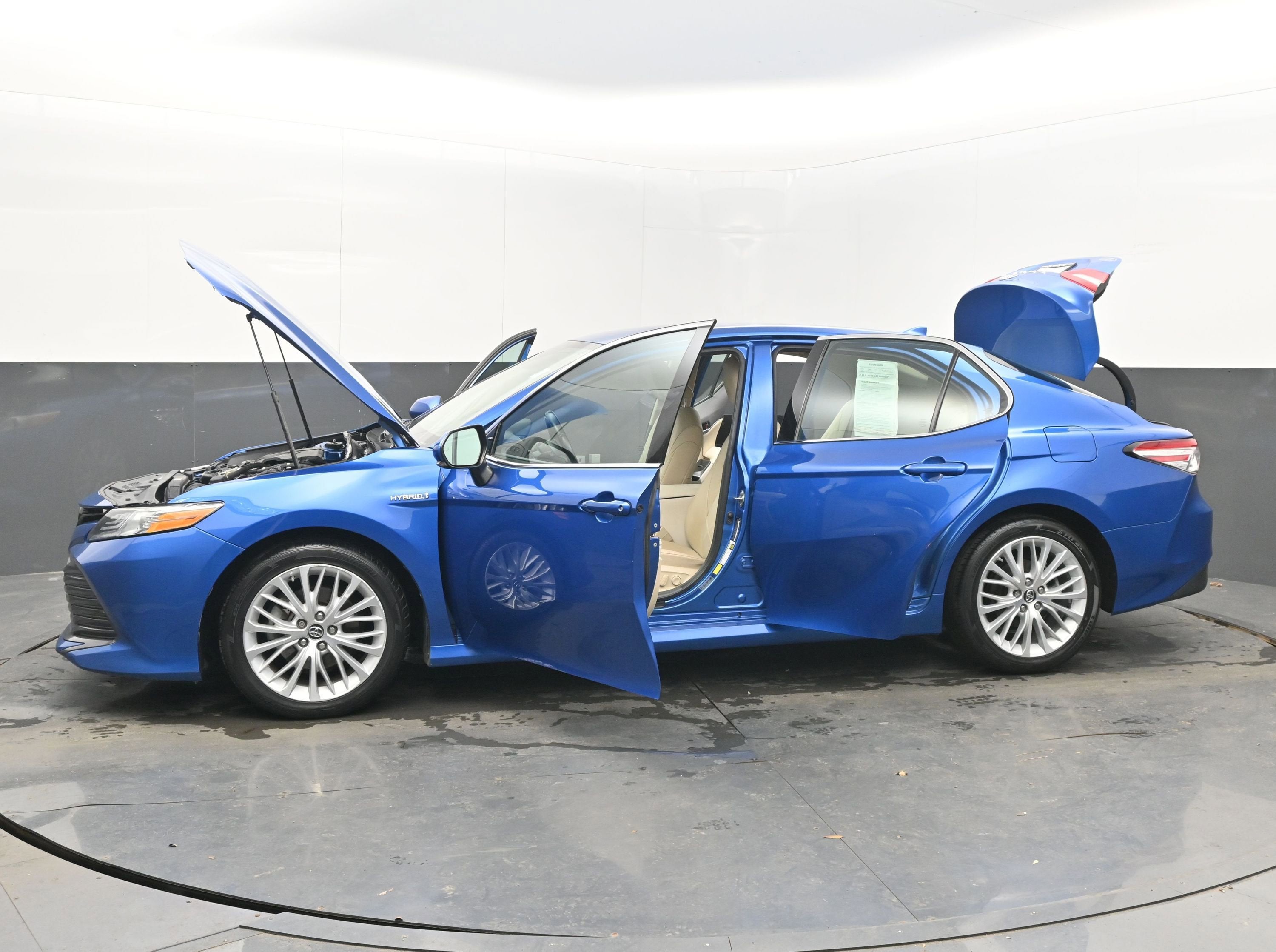 2019 Toyota Camry XLE