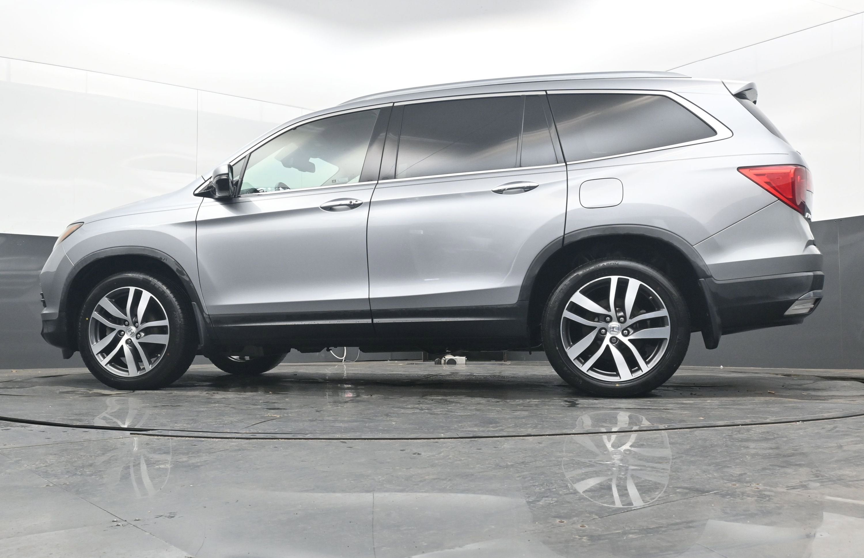 2018 Honda Pilot Elite