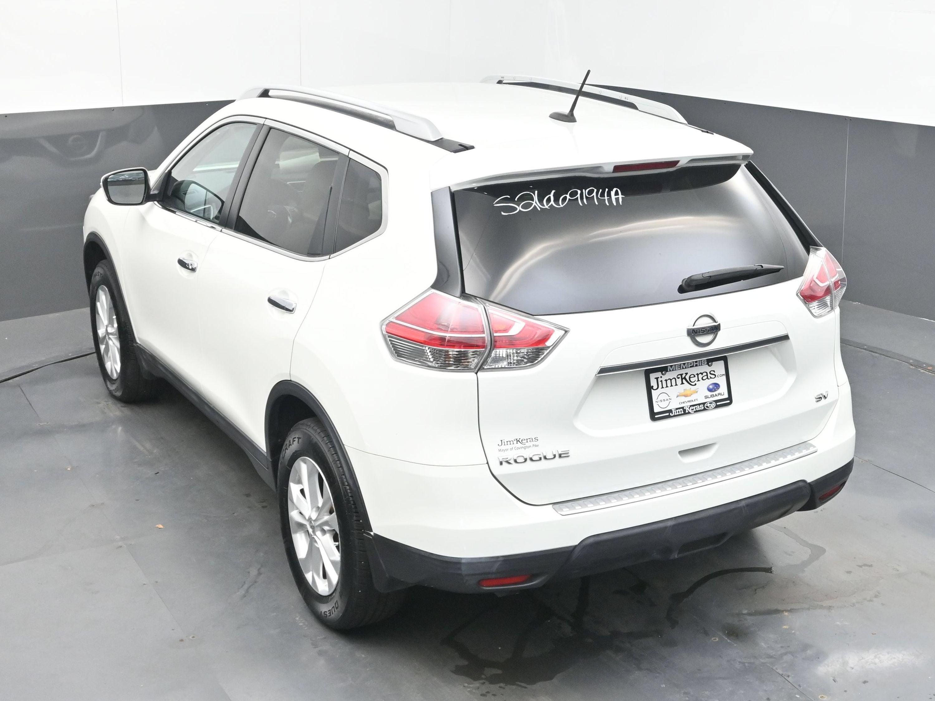 2016 Nissan Rogue SV