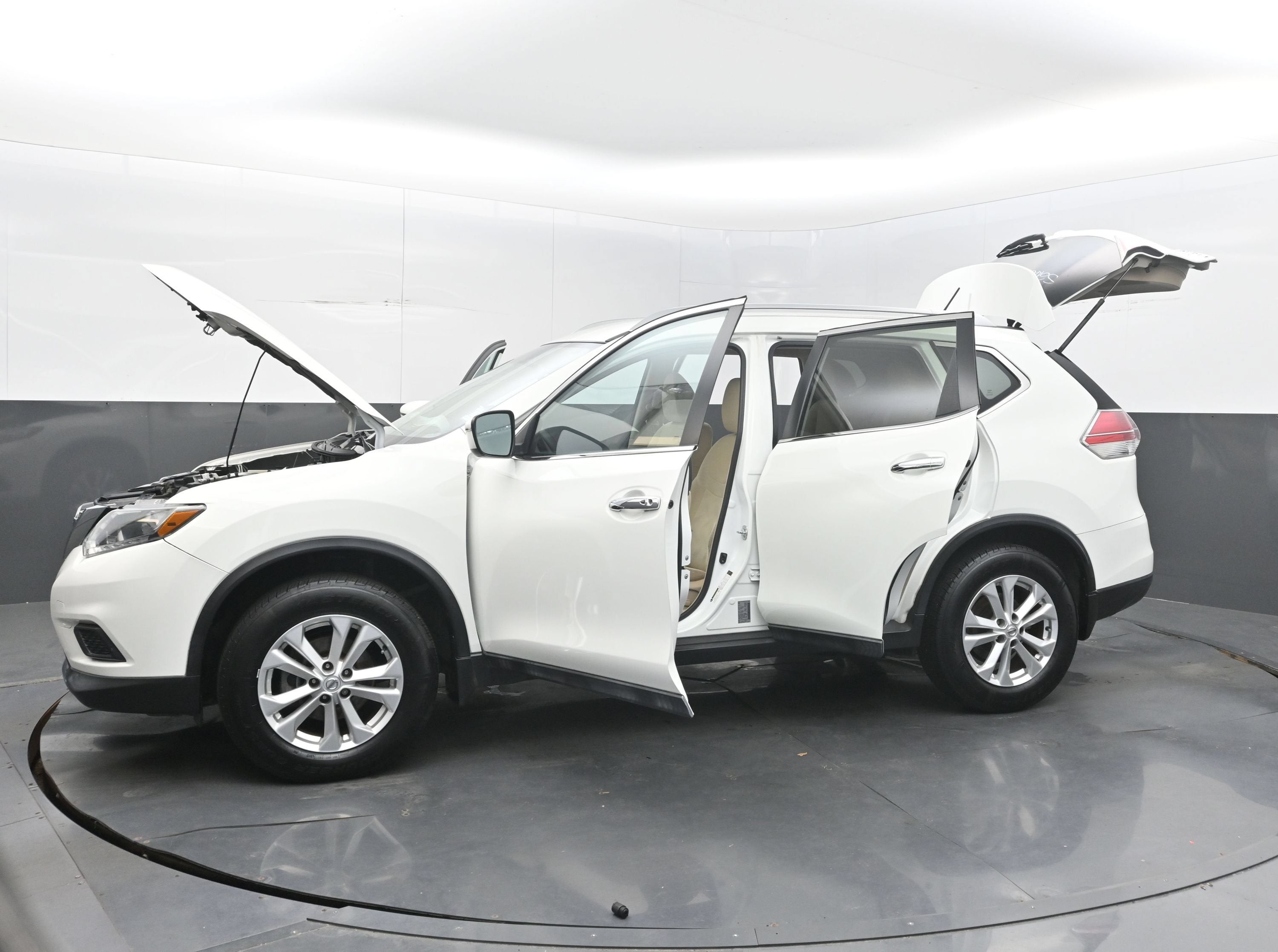 2016 Nissan Rogue SV