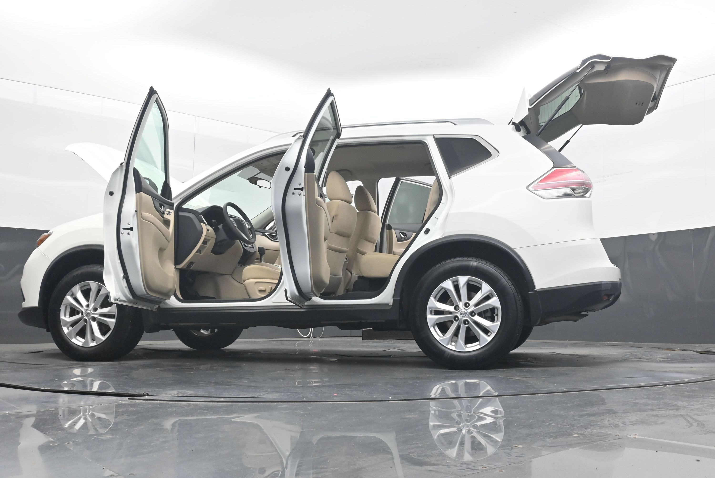 2016 Nissan Rogue SV