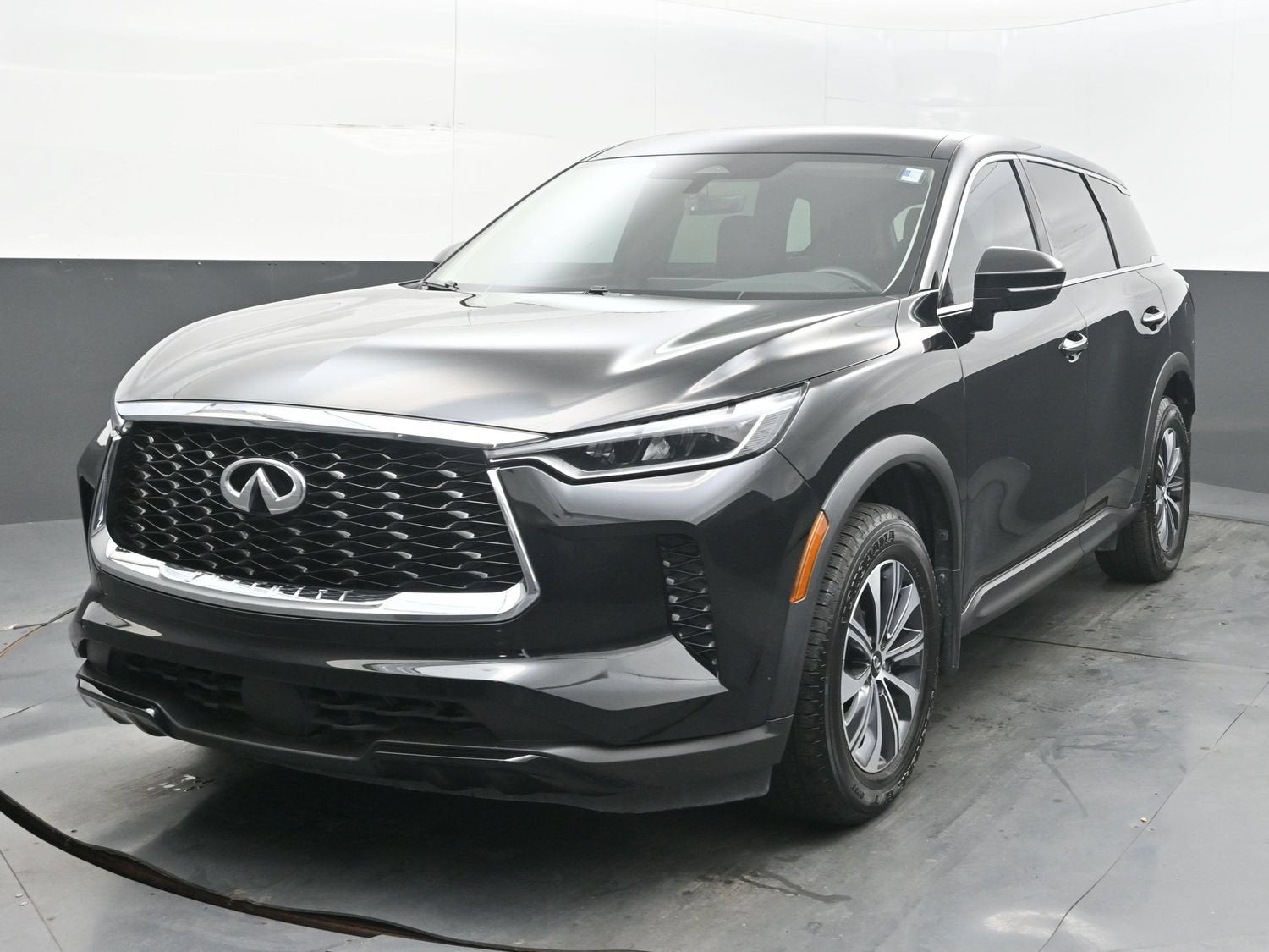 2023 INFINITI QX60 PURE