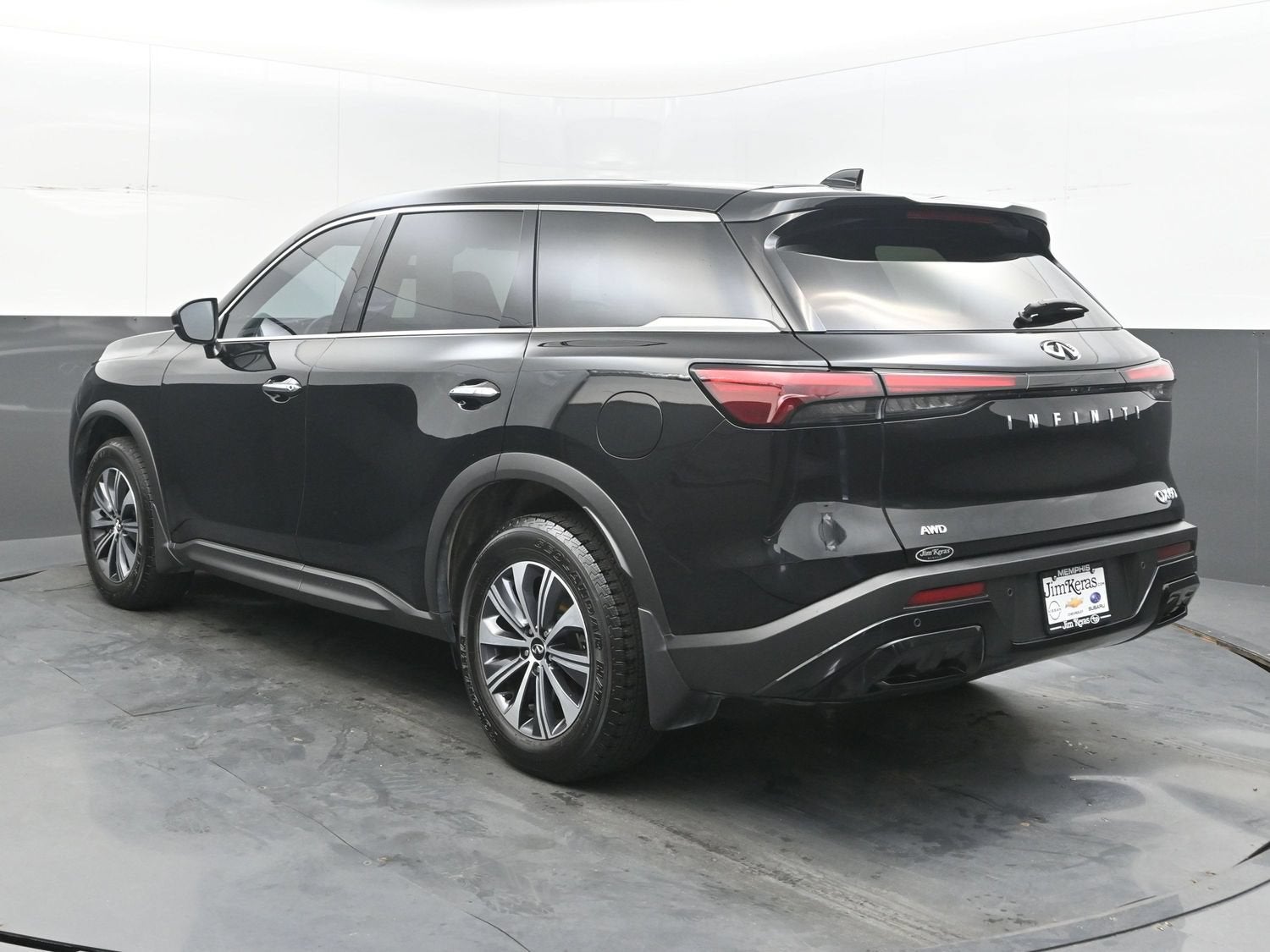 2023 INFINITI QX60 PURE