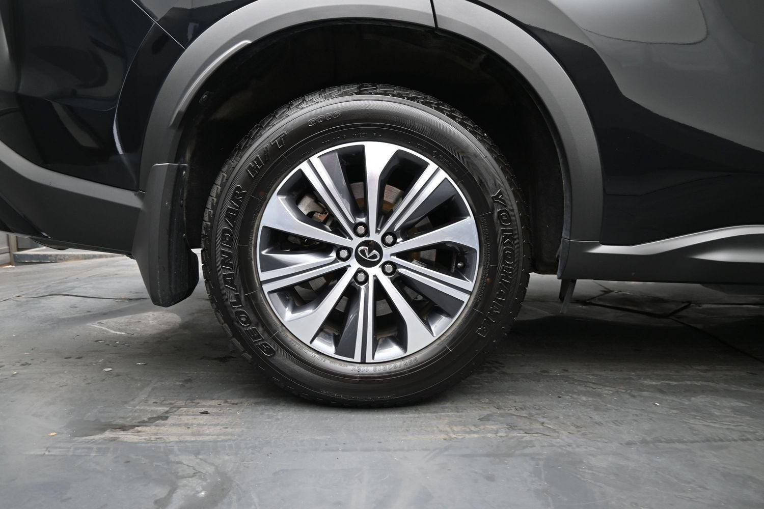 2023 INFINITI QX60 PURE
