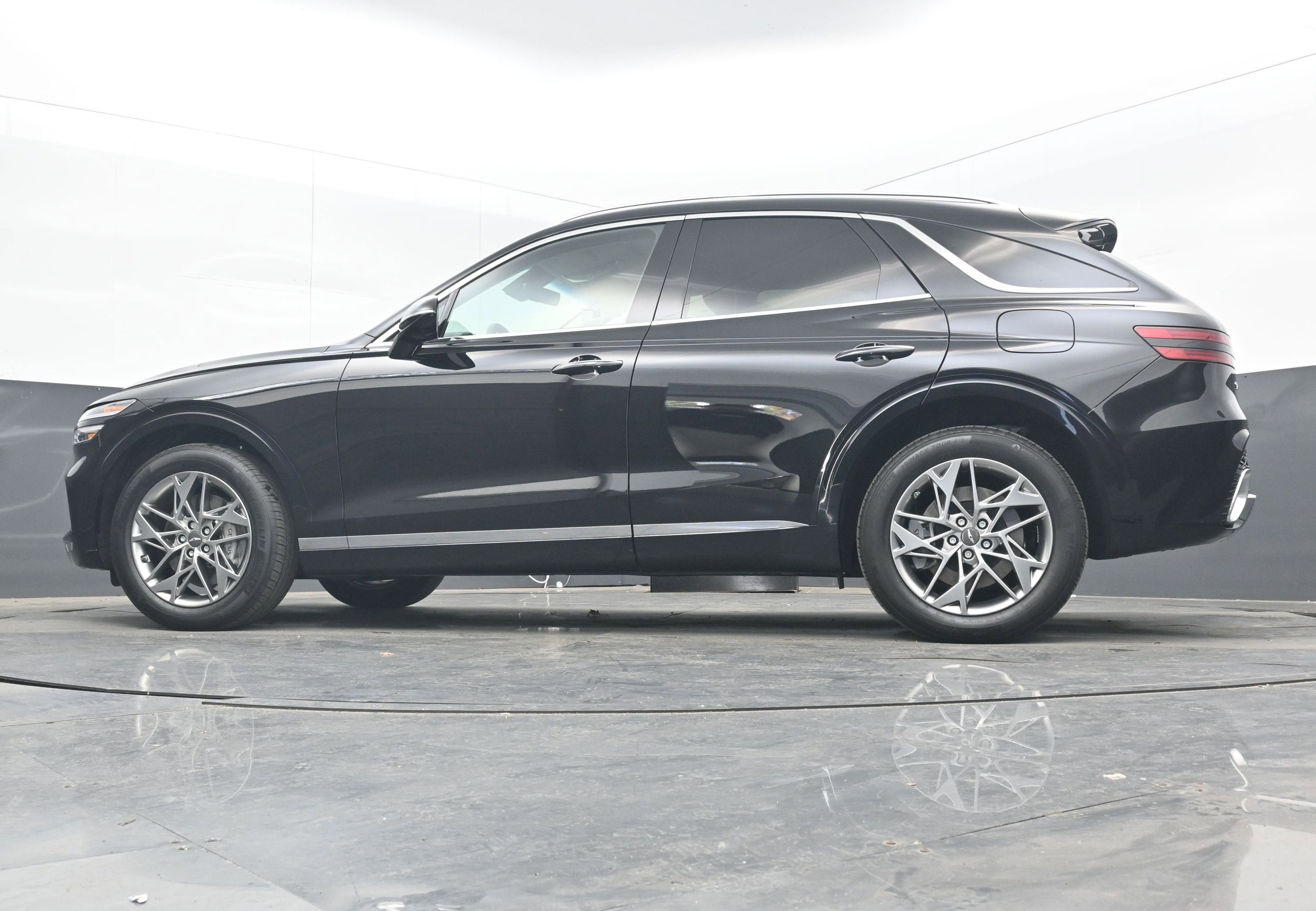 2024 Genesis GV70 2.5T