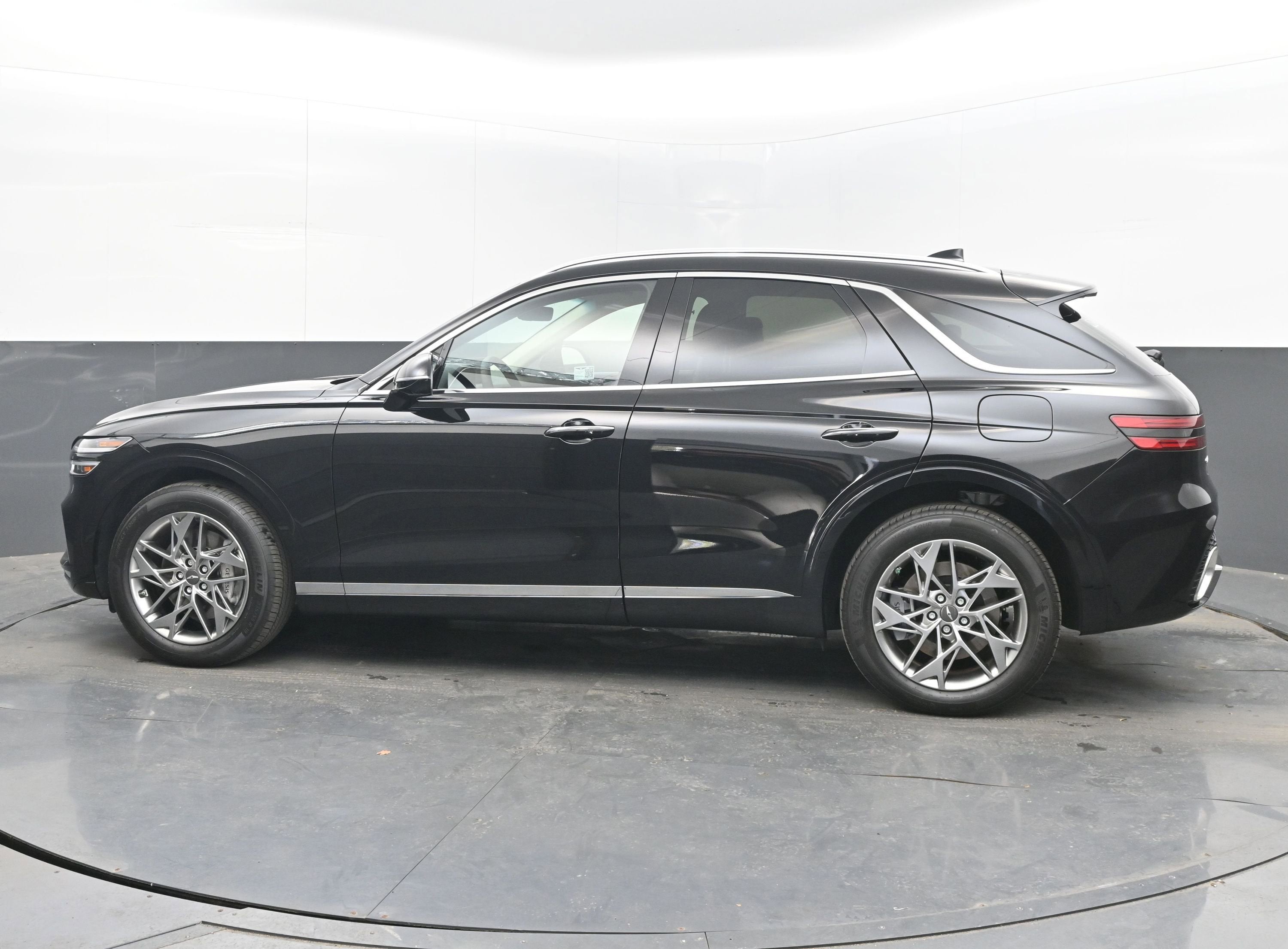 2024 Genesis GV70 2.5T