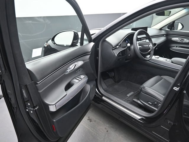 2024 Genesis GV70 2.5T