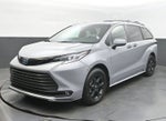 2025 Toyota Sienna Woodland Edition