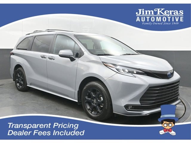 2025 Toyota Sienna Woodland Edition