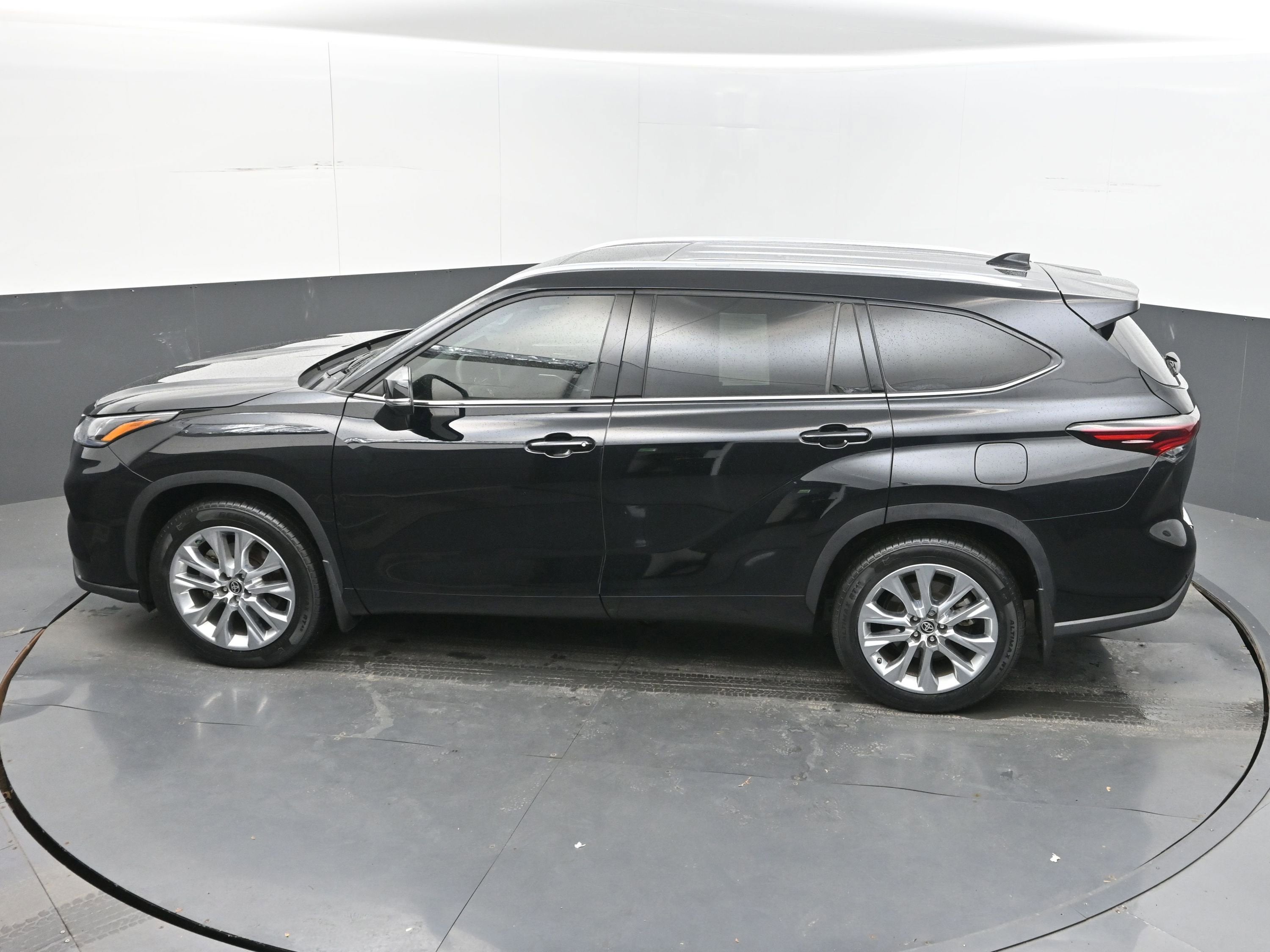 2024 Toyota Highlander Limited