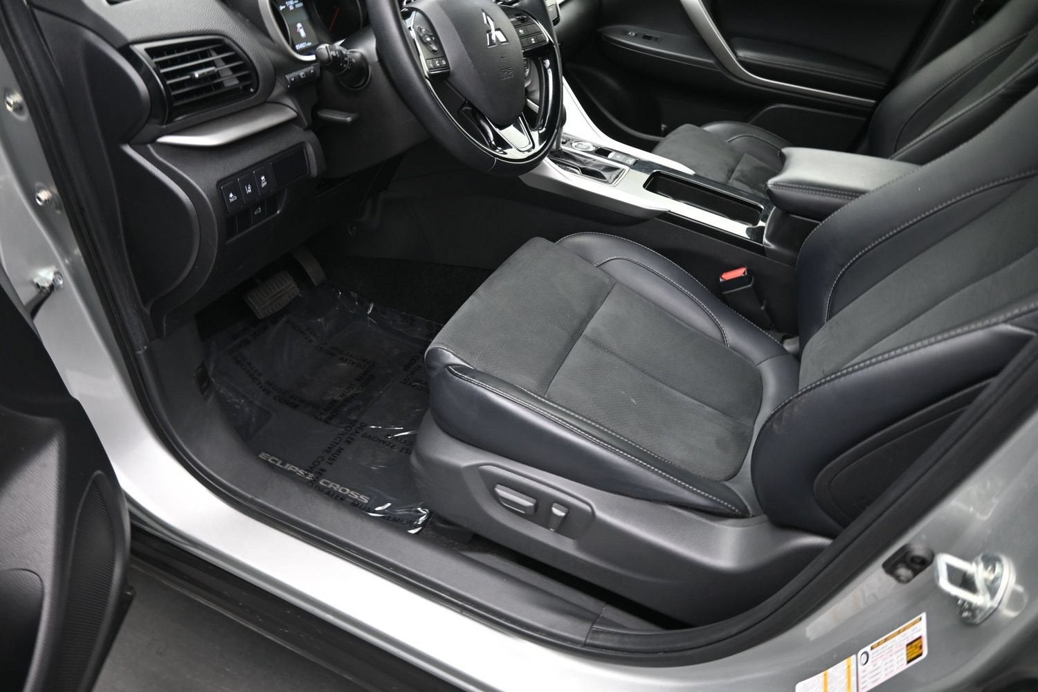 2025 Mitsubishi Eclipse Cross SE