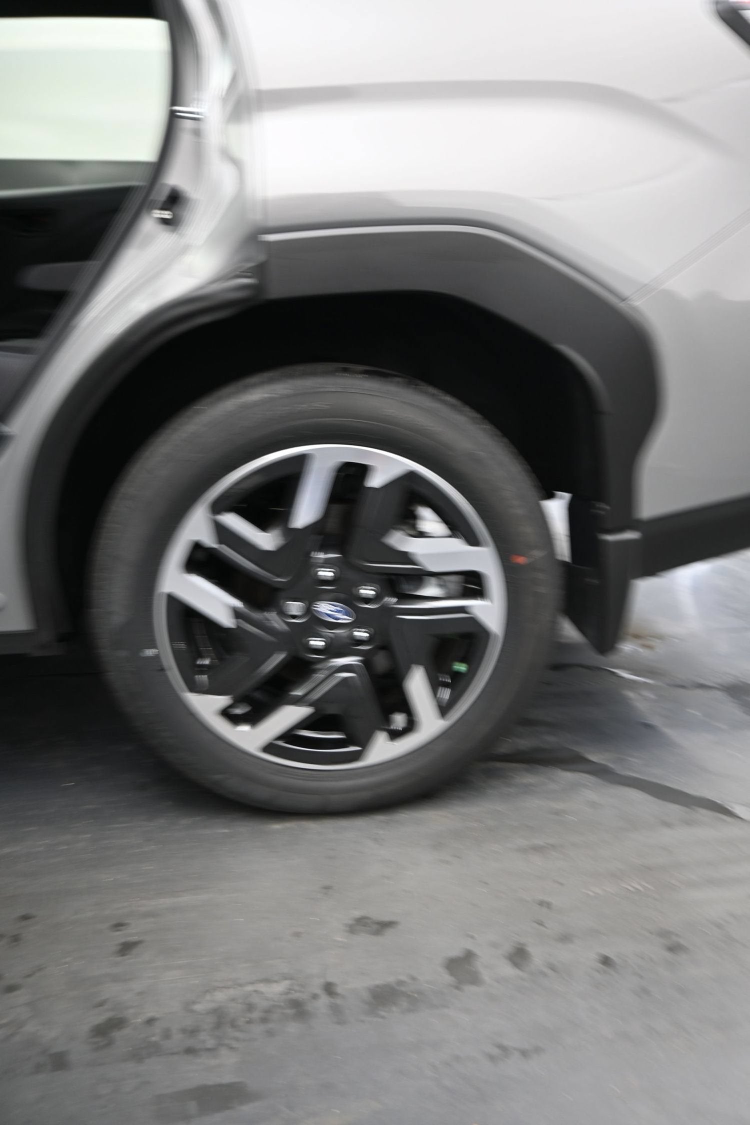 2025 Subaru Forester Premium Hybrid