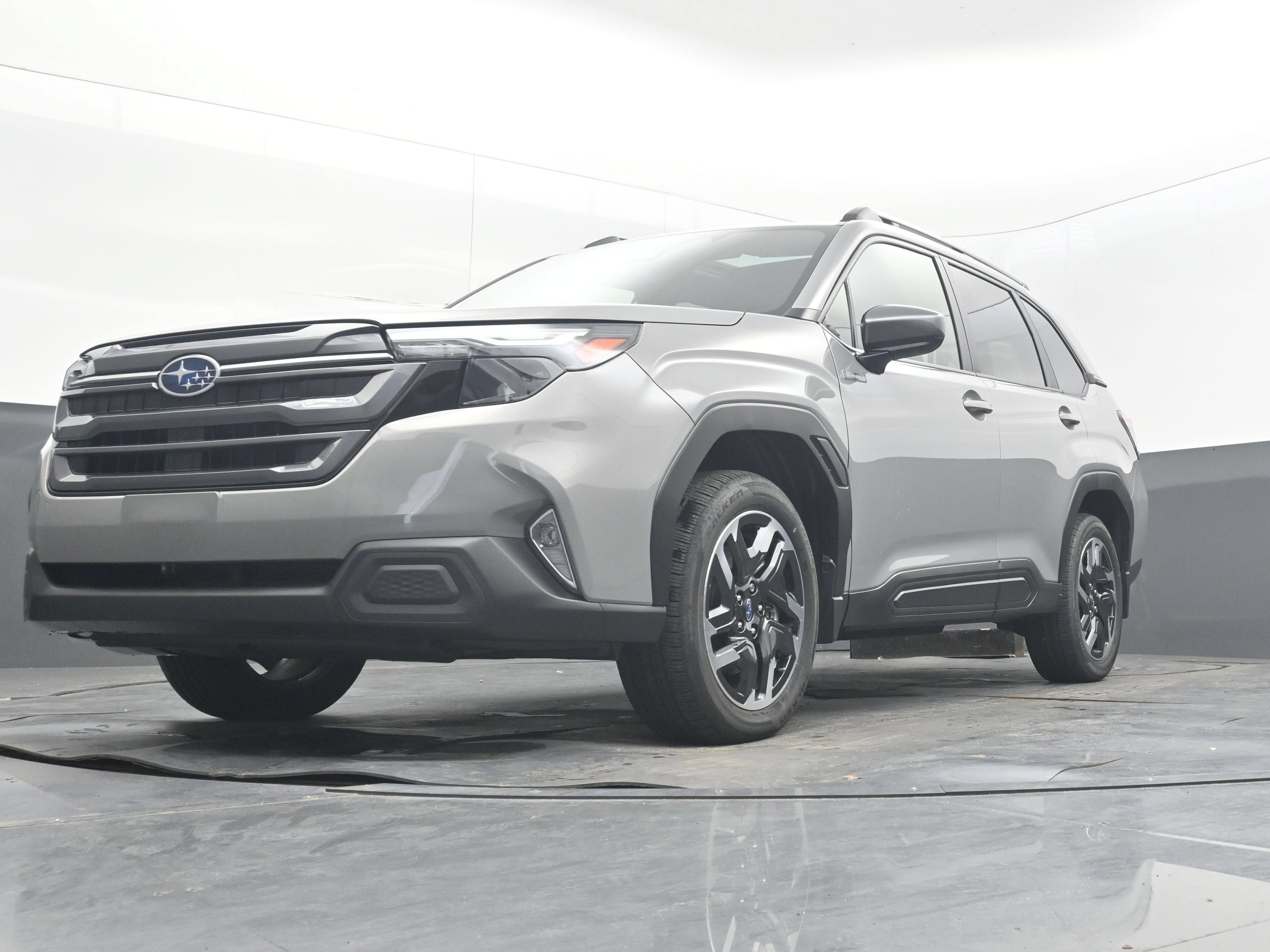 2025 Subaru Forester Premium Hybrid