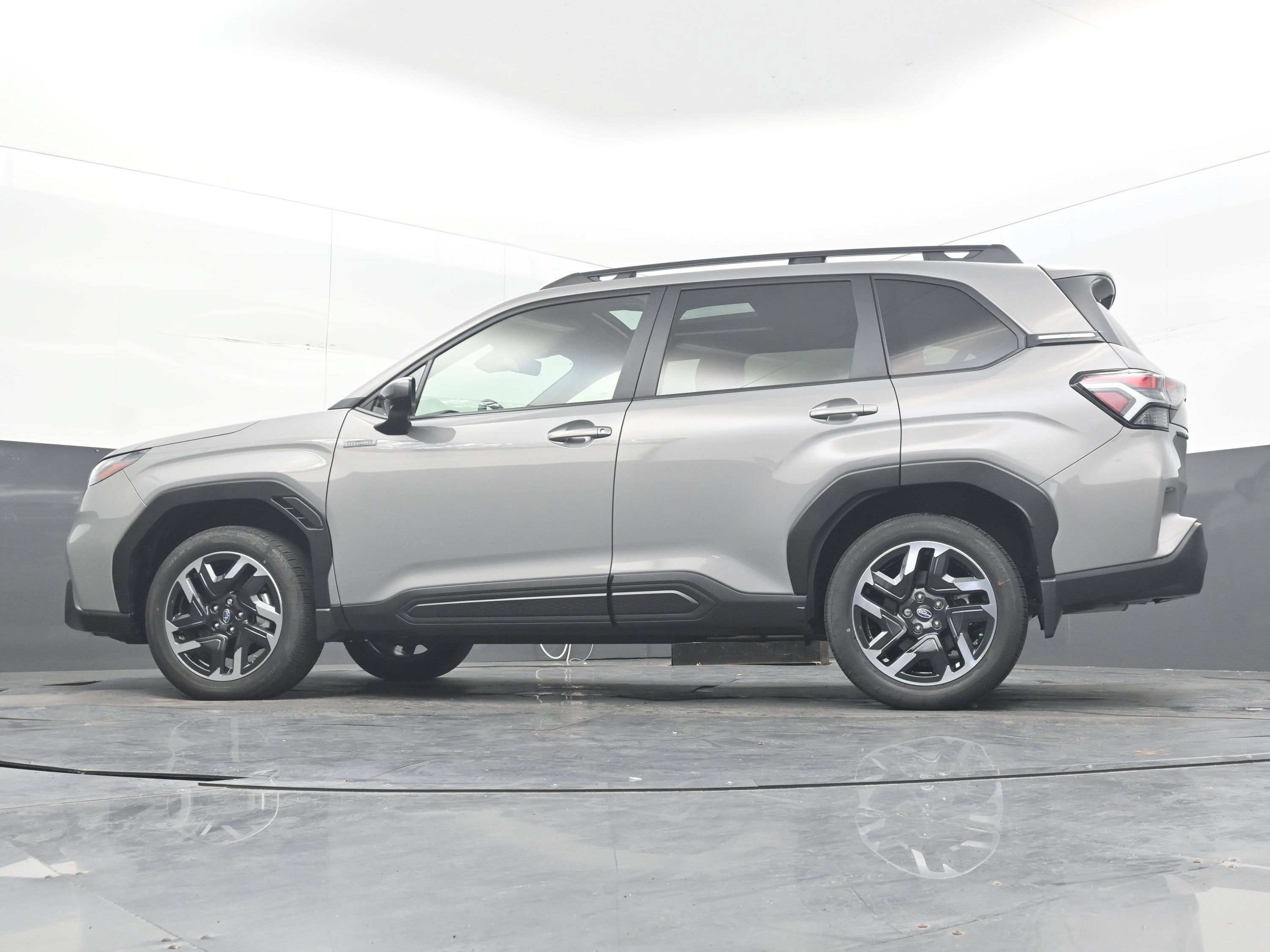 2025 Subaru Forester Premium Hybrid