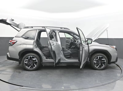 2025 Subaru Forester Premium Hybrid