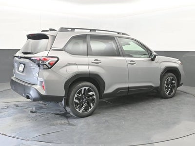2025 Subaru Forester Premium Hybrid