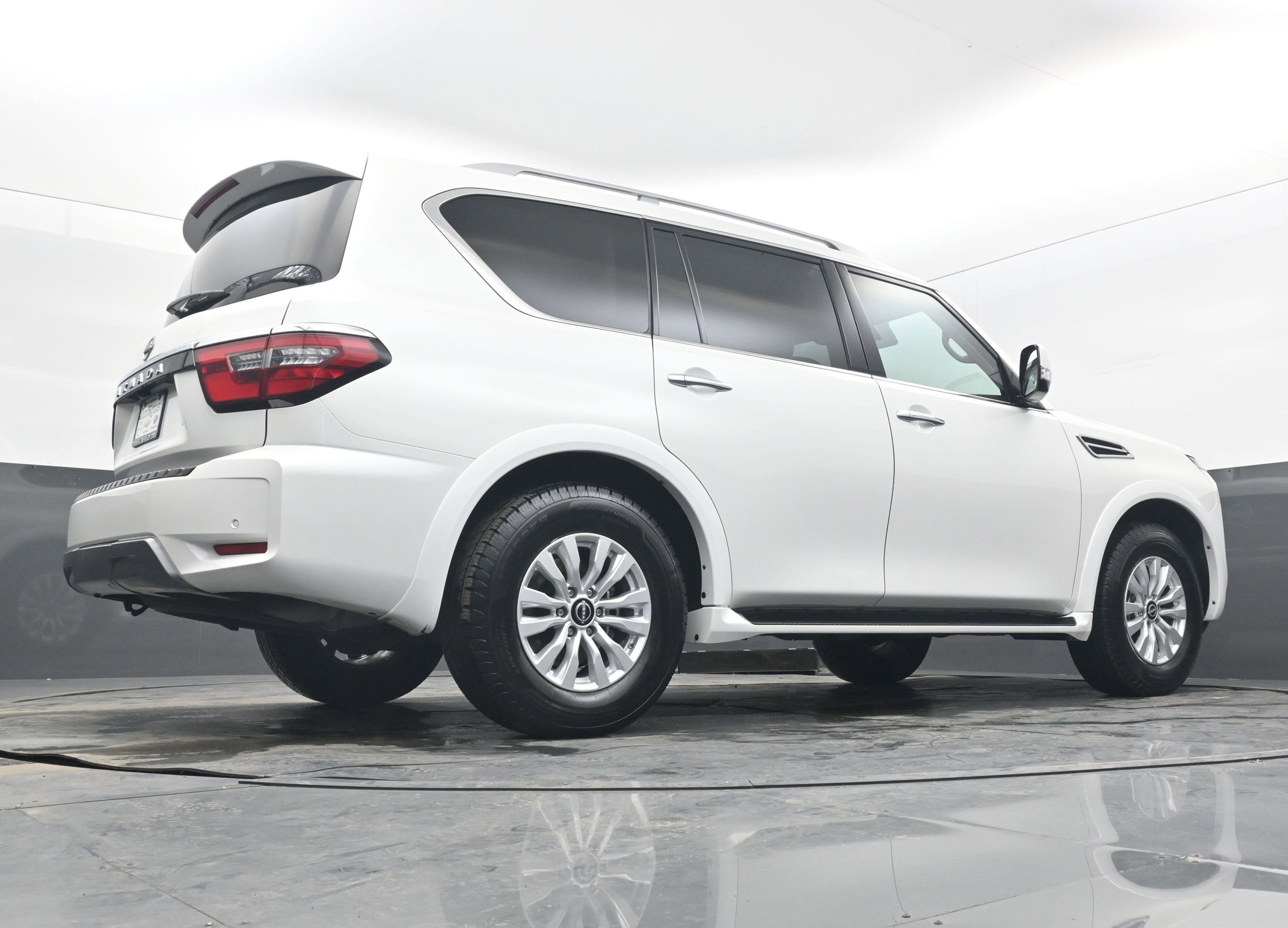 2024 Nissan Armada SV