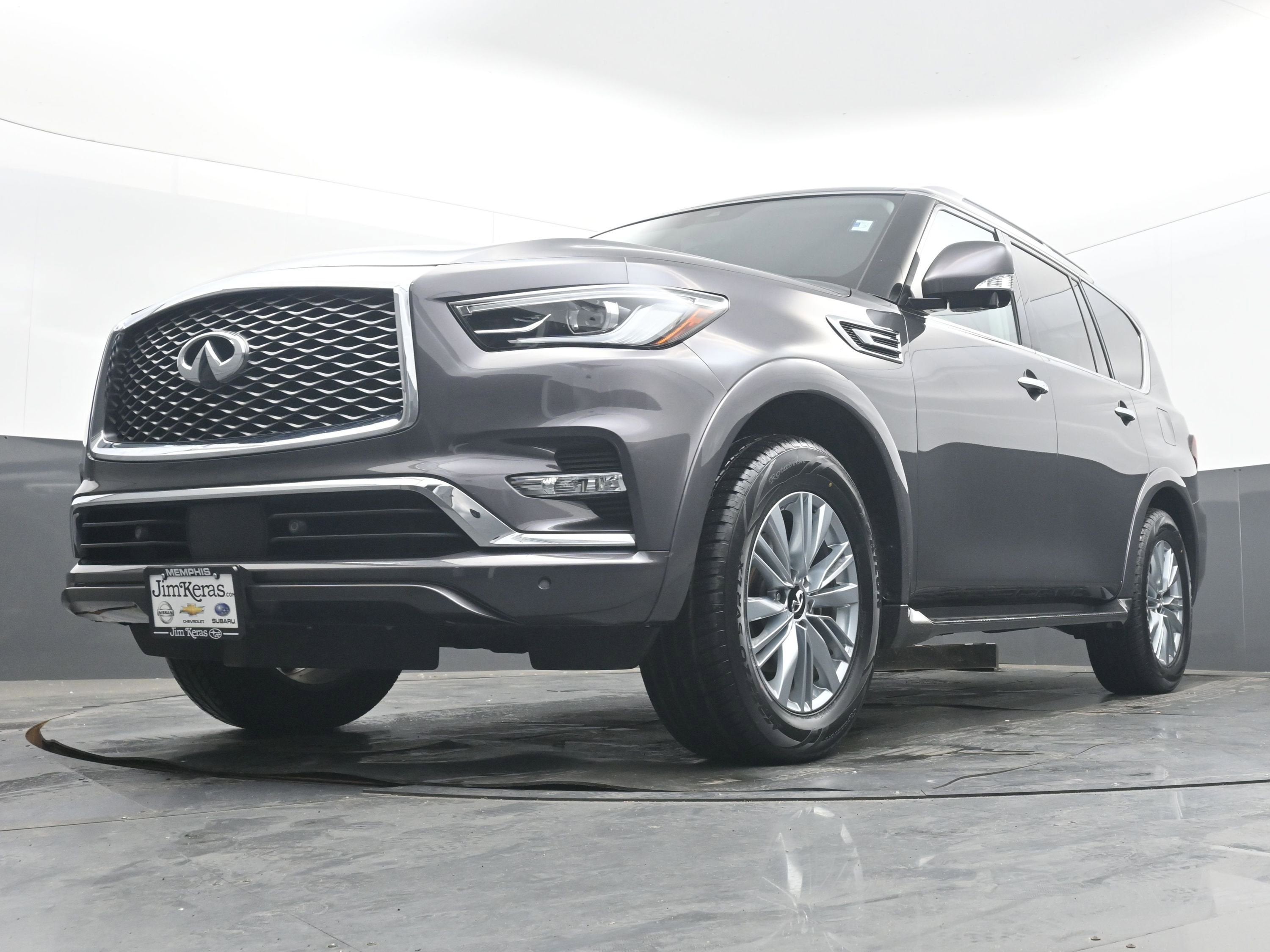 2024 INFINITI QX80 LUXE