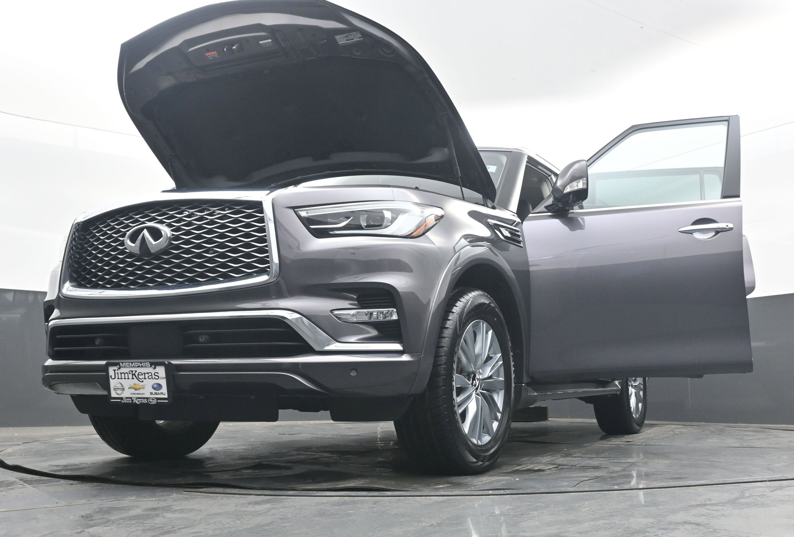 2024 INFINITI QX80 LUXE