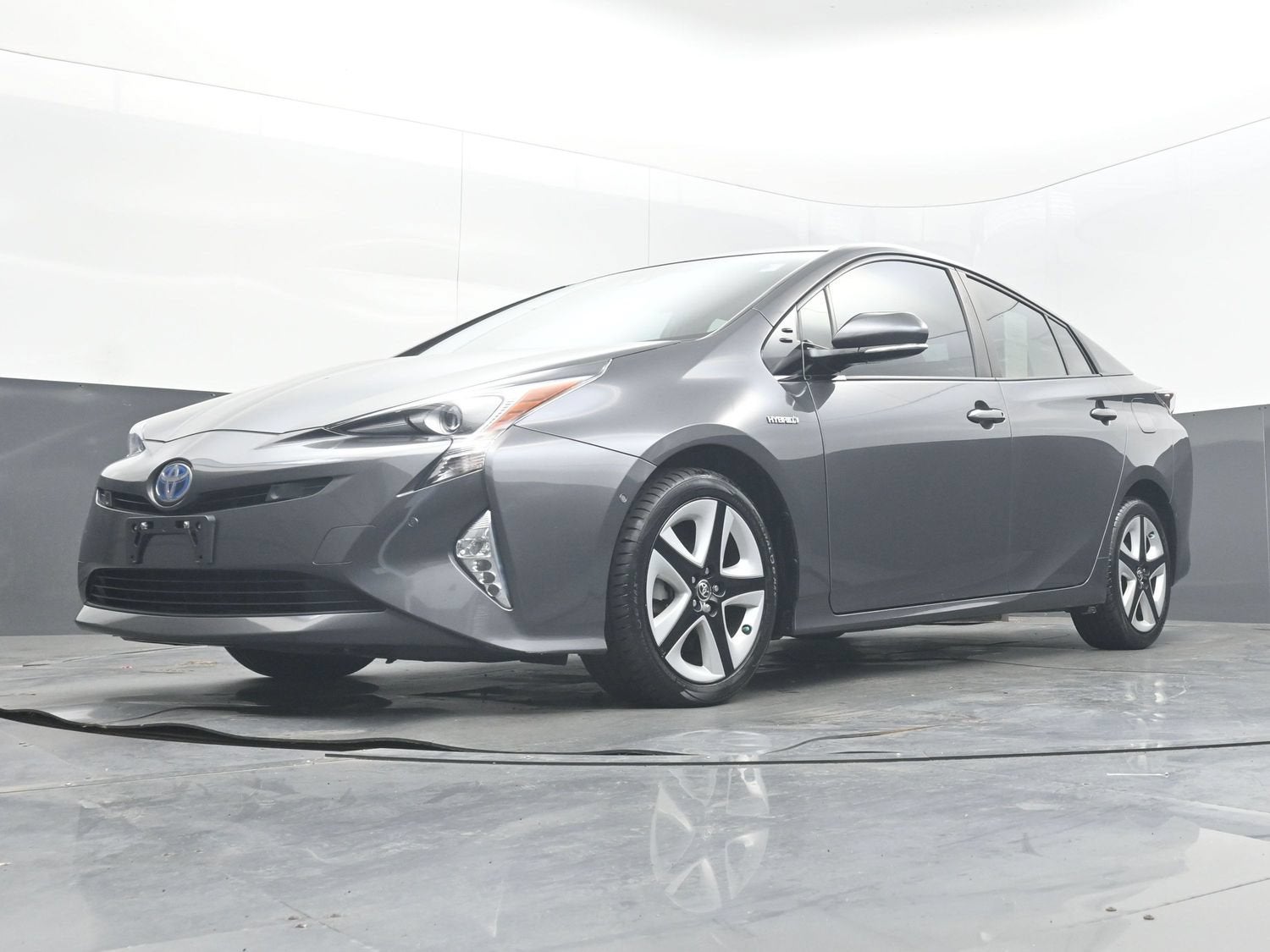 2017 Toyota Prius Four Touring