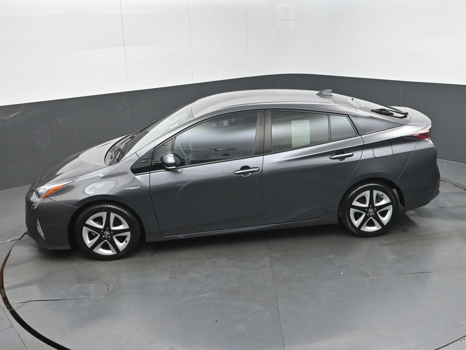 2017 Toyota Prius Four Touring
