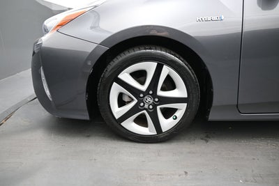2017 Toyota Prius Four Touring