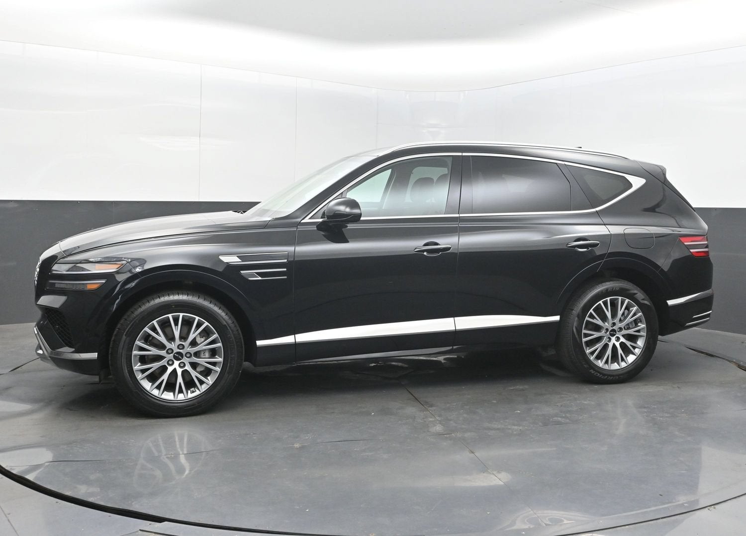2025 Genesis GV80 2.5T Standard